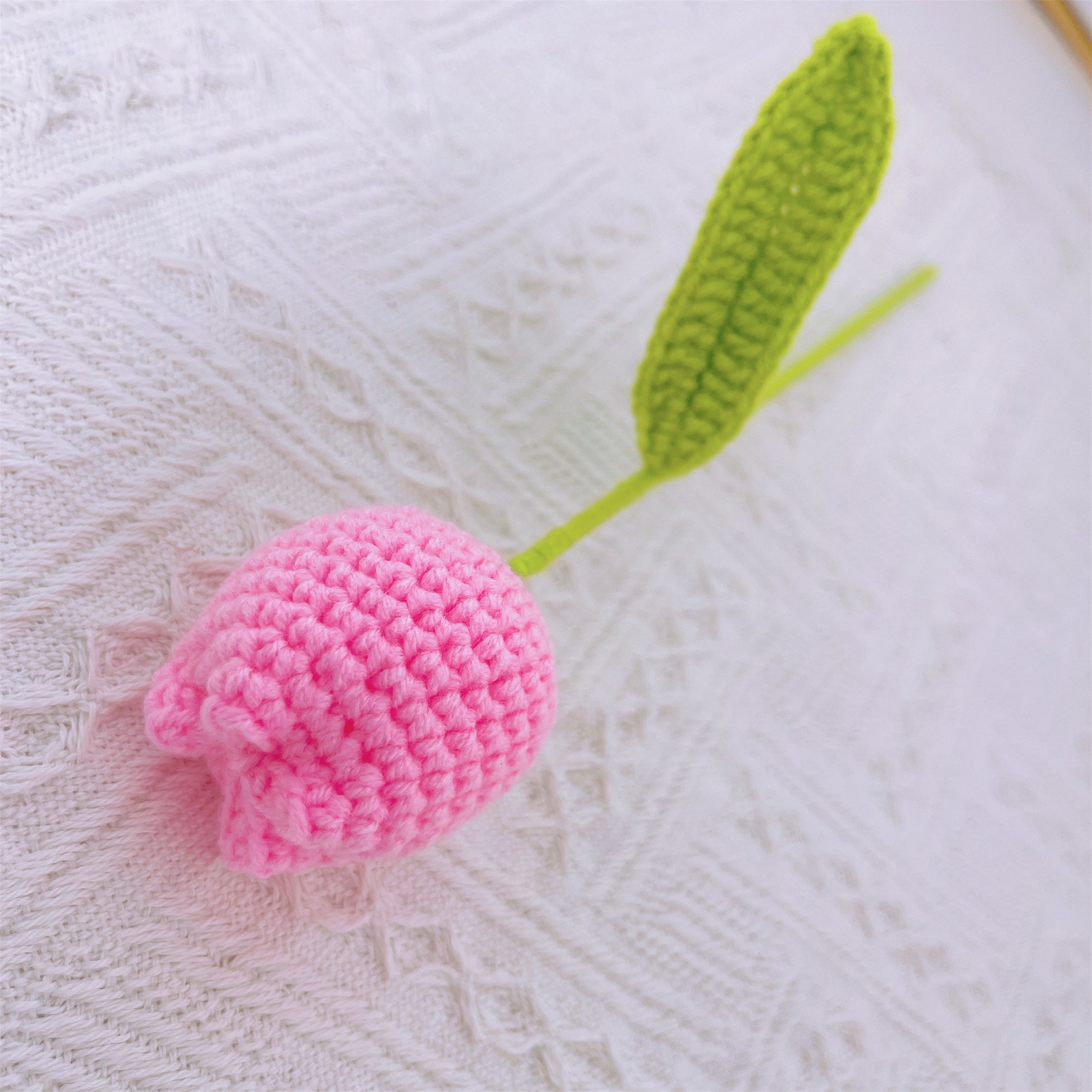 Spring Whisper Crochet Flower Bouquet - Pink Purple Tulip with White Daisy, Hypoallergenic First Meeting Gift - Perfect for Spring Occasions, Anniversaries & Special Greetings