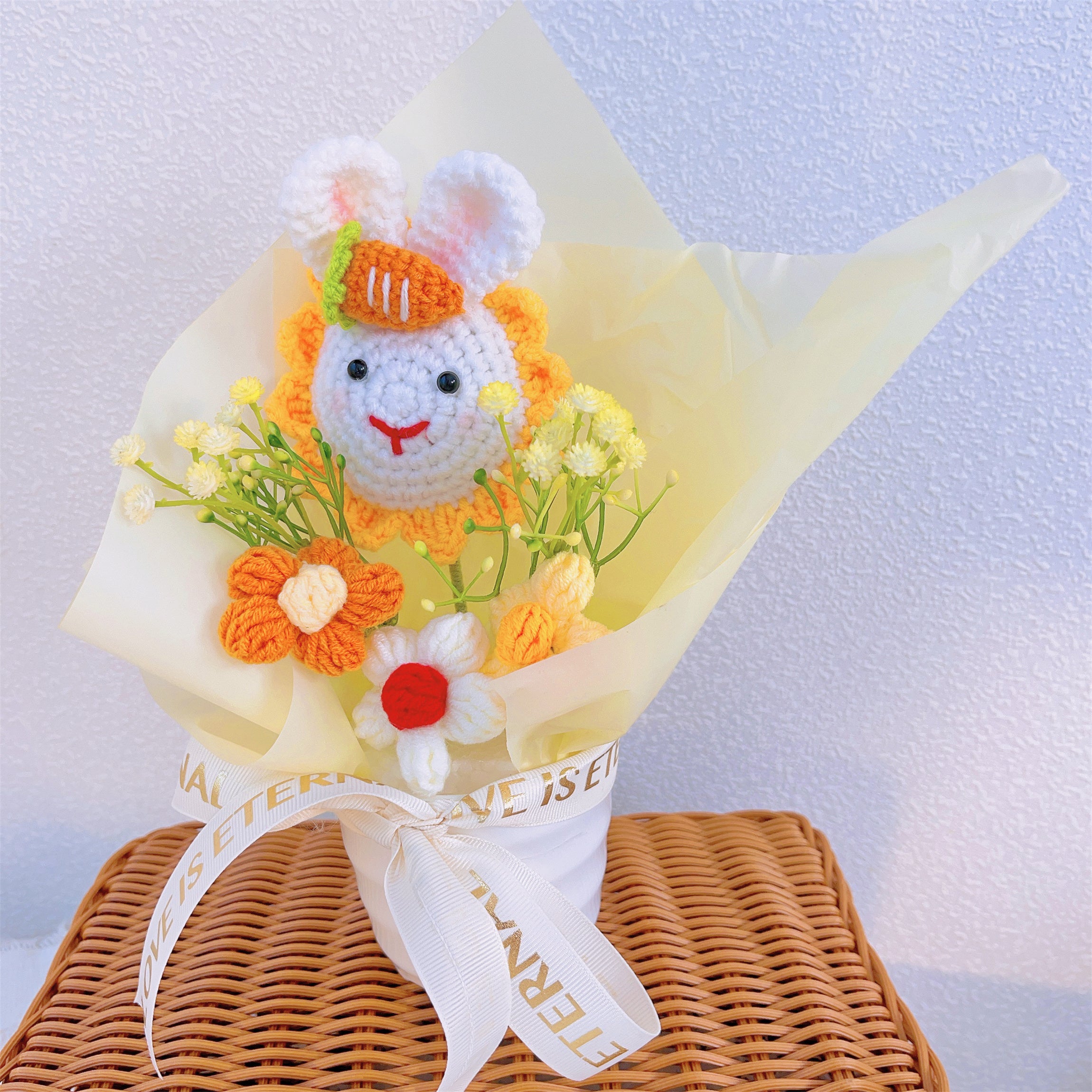 Handcrafted Knitted Plant Pot Set: Vibrant Sunflowers & Delicate Puffballs - Ideal for Home Decor, Gift Giving, and Special Occasions