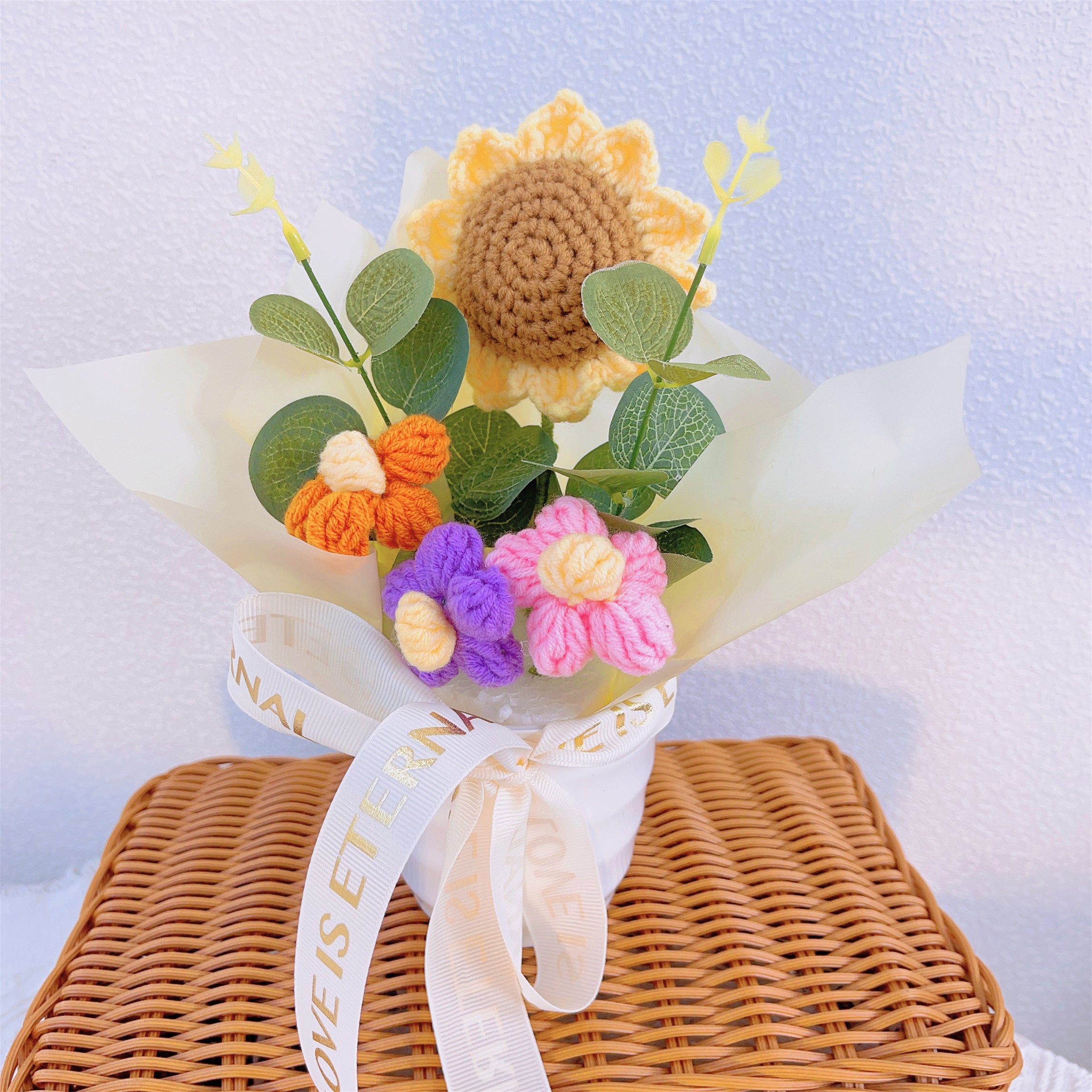 Handcrafted Knitted Plant Pot Set: Vibrant Sunflowers & Delicate Puffballs - Ideal for Home Decor, Gift Giving, and Special Occasions