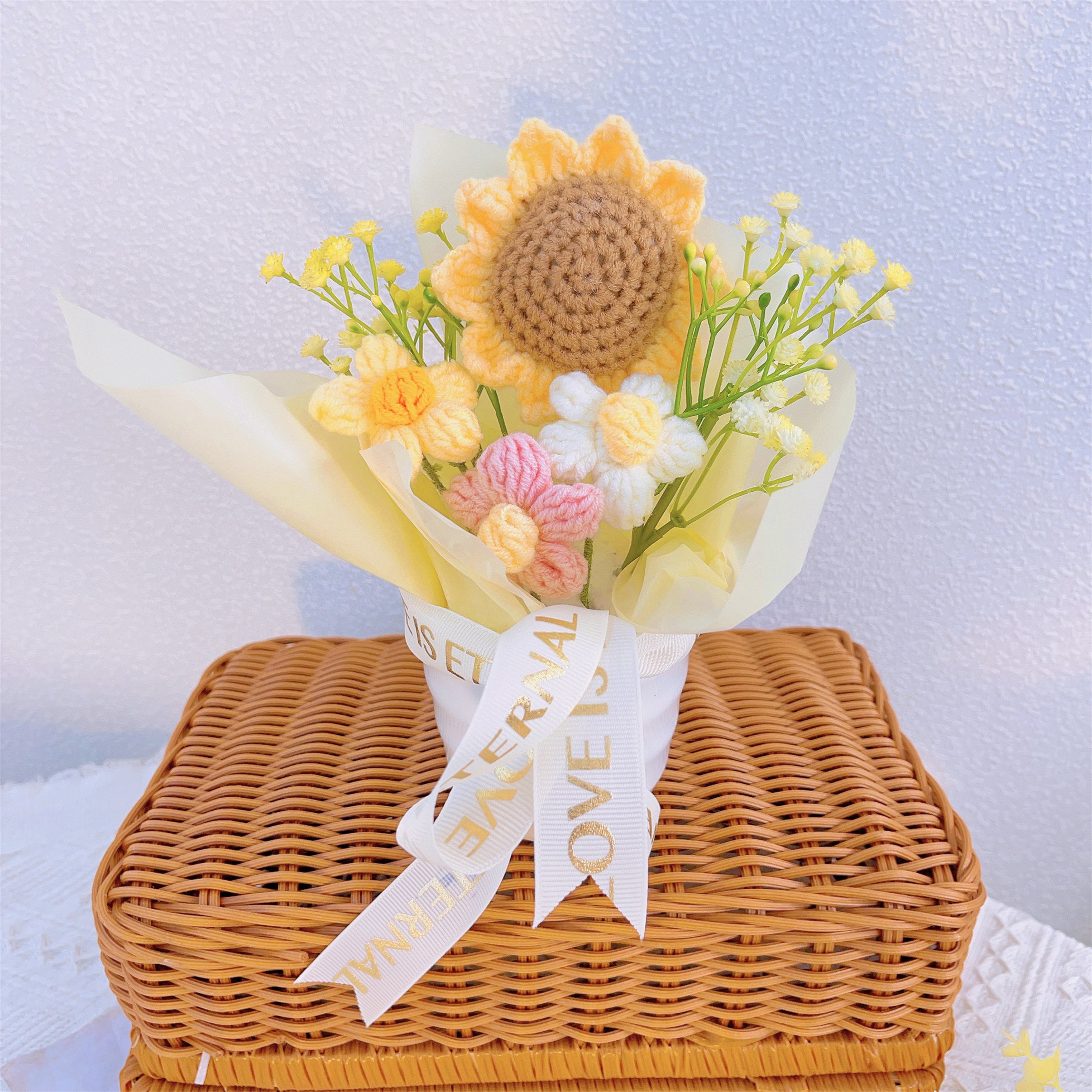 Handcrafted Knitted Plant Pot Set: Vibrant Sunflowers & Delicate Puffballs - Ideal for Home Decor, Gift Giving, and Special Occasions