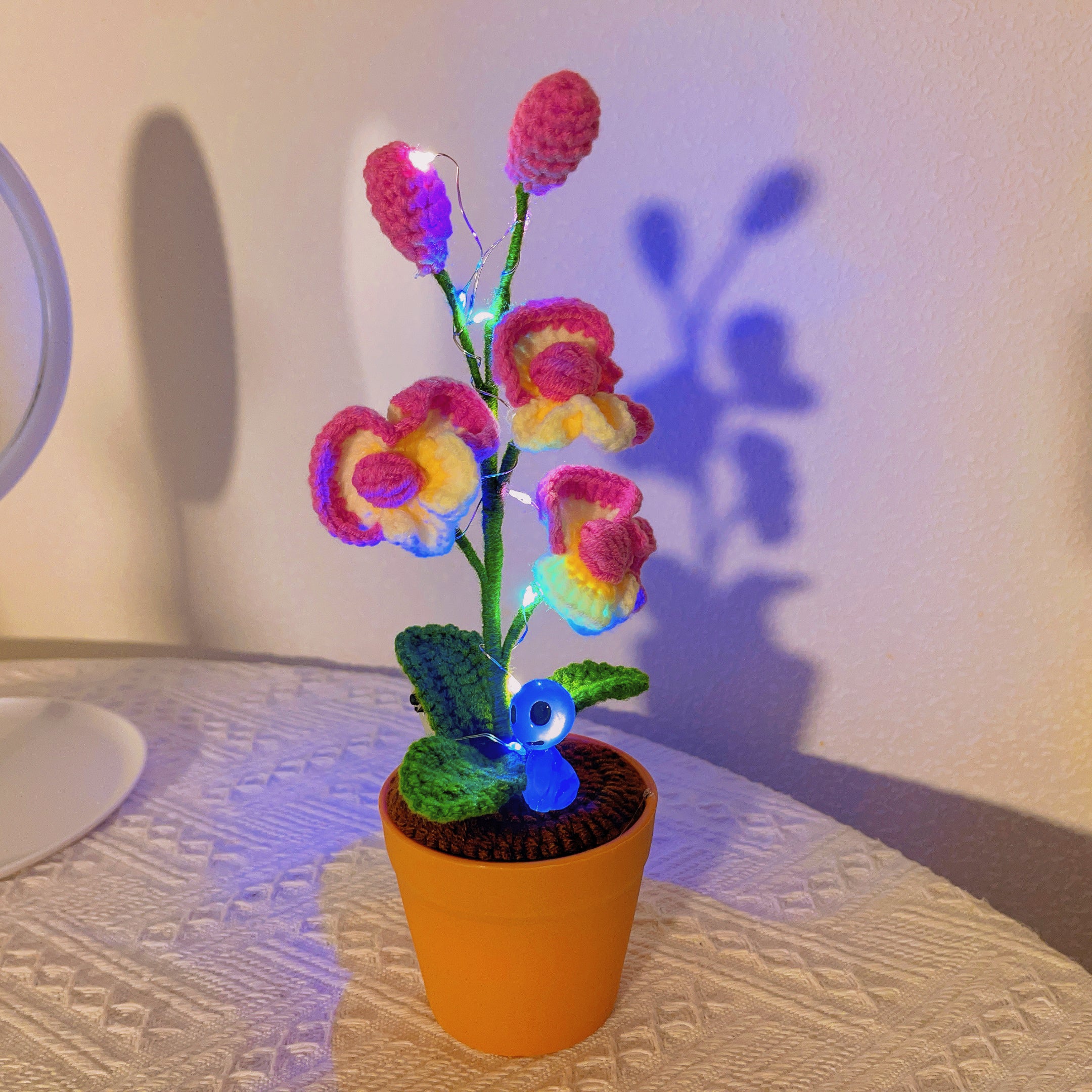 Handmade Crochet Butterfly Orchid Plant - Realistic Faux Flower - Unique Home Decor - Plant Lovers - Handcrafted - Phalaenopsi - Single Stem