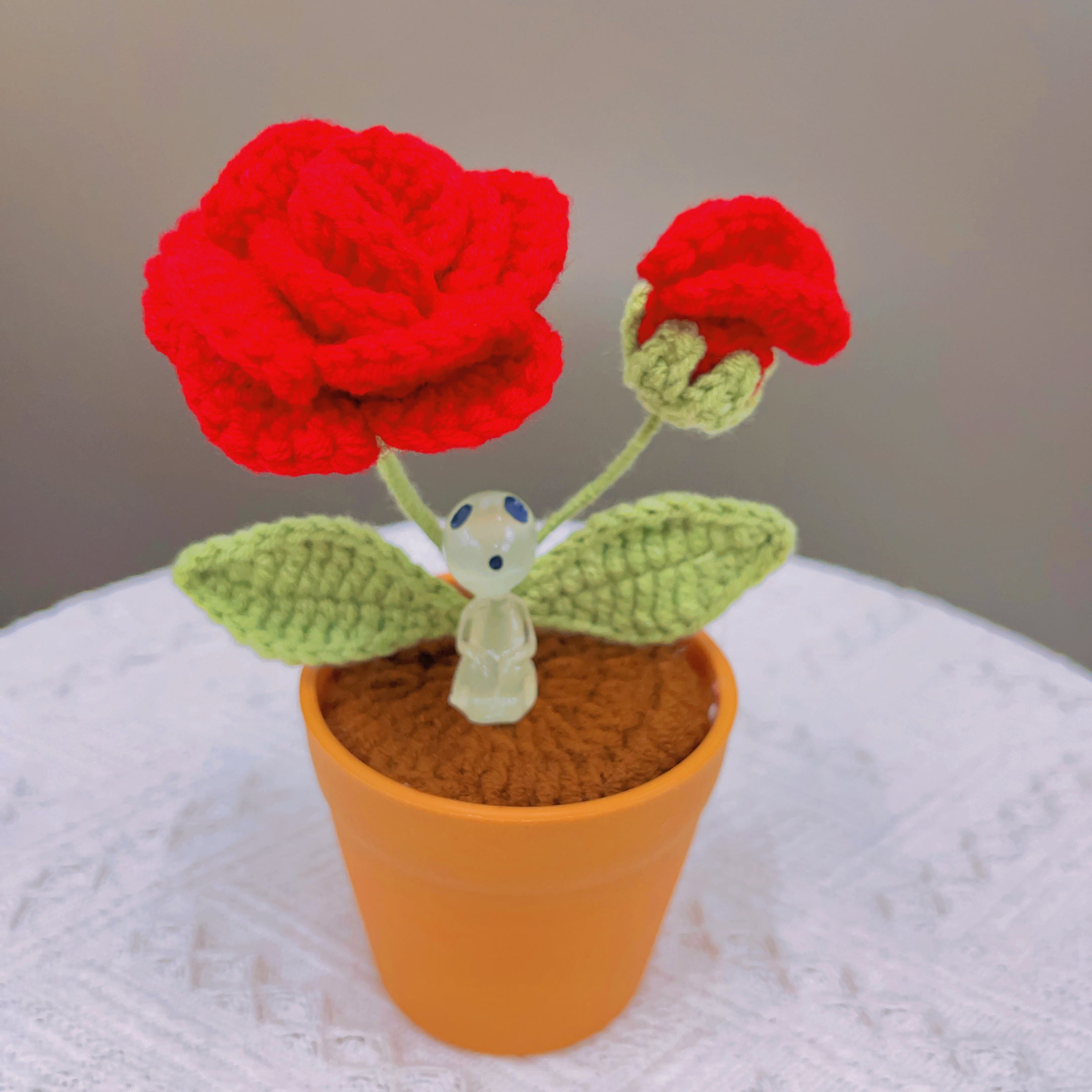 Handmade Crochet Rose Plant - Realistic Faux Flower - Unique Home Decor - Perfect Gift for Plant Lovers - Handcrafted - Father Day Gift 2024