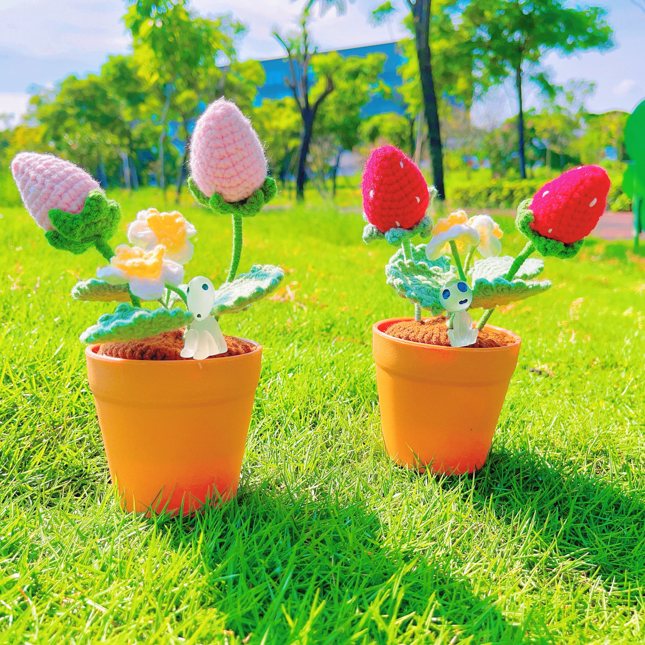 Handmade Strawberry Crochet Pot Plant - Cute Home Decor - Perfect Gift for Plant Lovers - Realistic Faux Plant w/ Soft Glow - Handcrafted