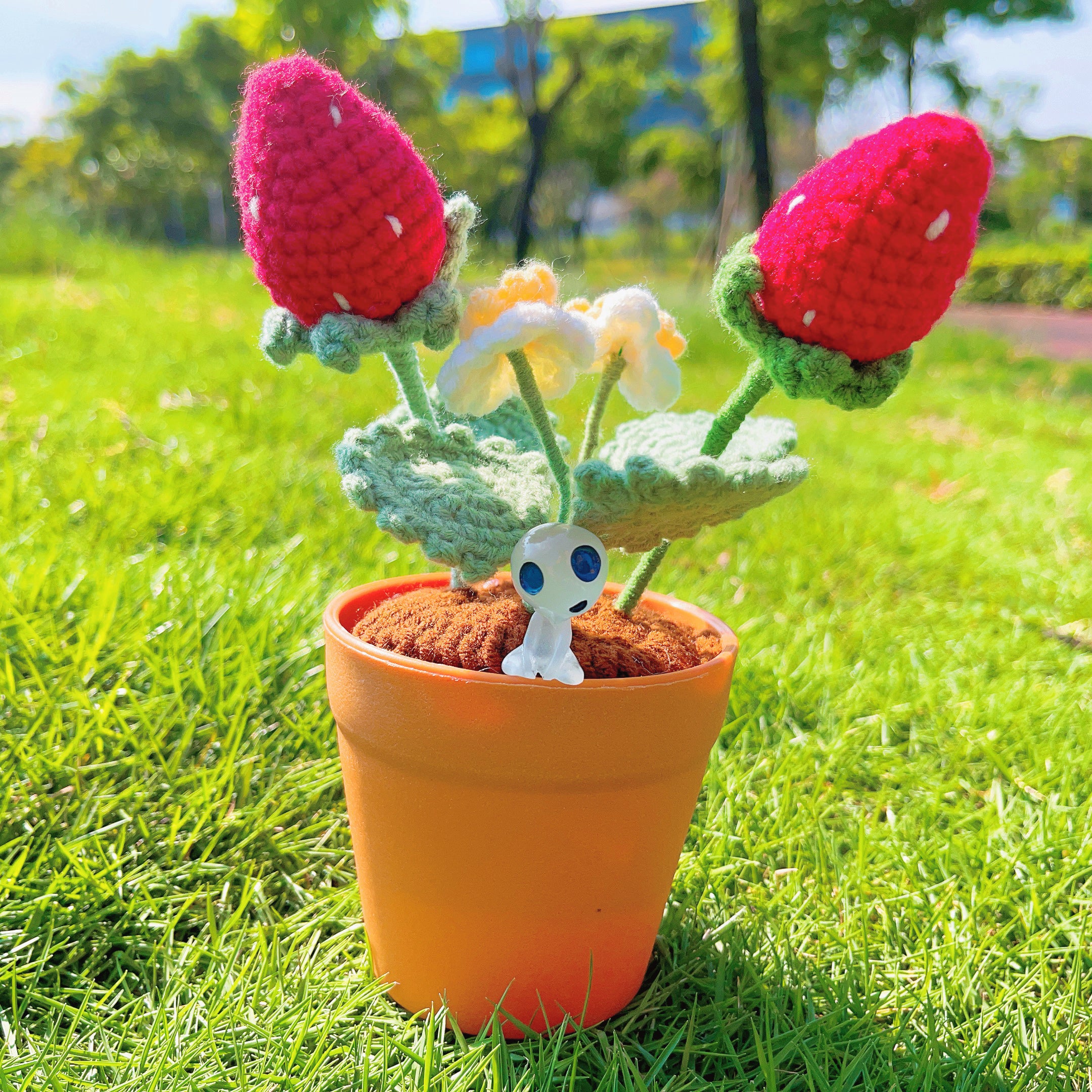 Handmade Strawberry Crochet Pot Plant - Cute Home Decor - Perfect Gift for Plant Lovers - Realistic Faux Plant w/ Soft Glow - Handcrafted