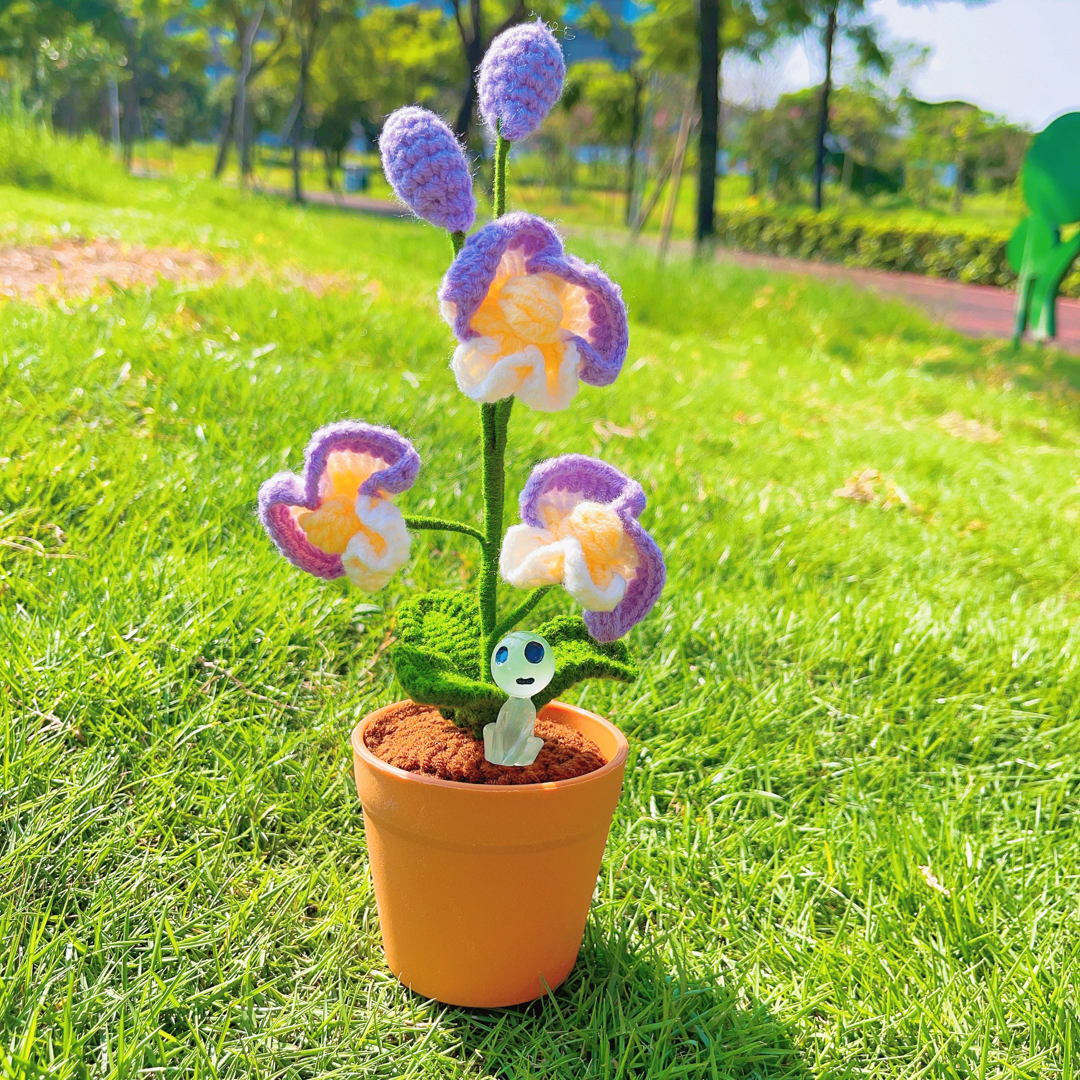 Handmade Crochet Butterfly Orchid Plant - Realistic Faux Flower - Unique Home Decor - Plant Lovers - Handcrafted - Phalaenopsi - Single Stem