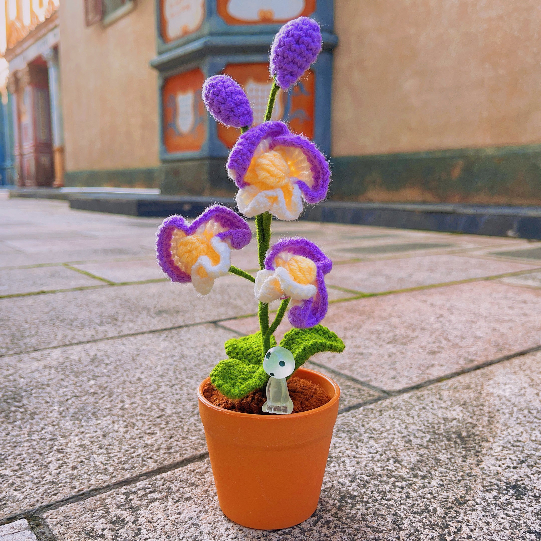 Handmade Crochet Butterfly Orchid Plant - Realistic Faux Flower - Unique Home Decor - Plant Lovers - Handcrafted - Phalaenopsi - Single Stem
