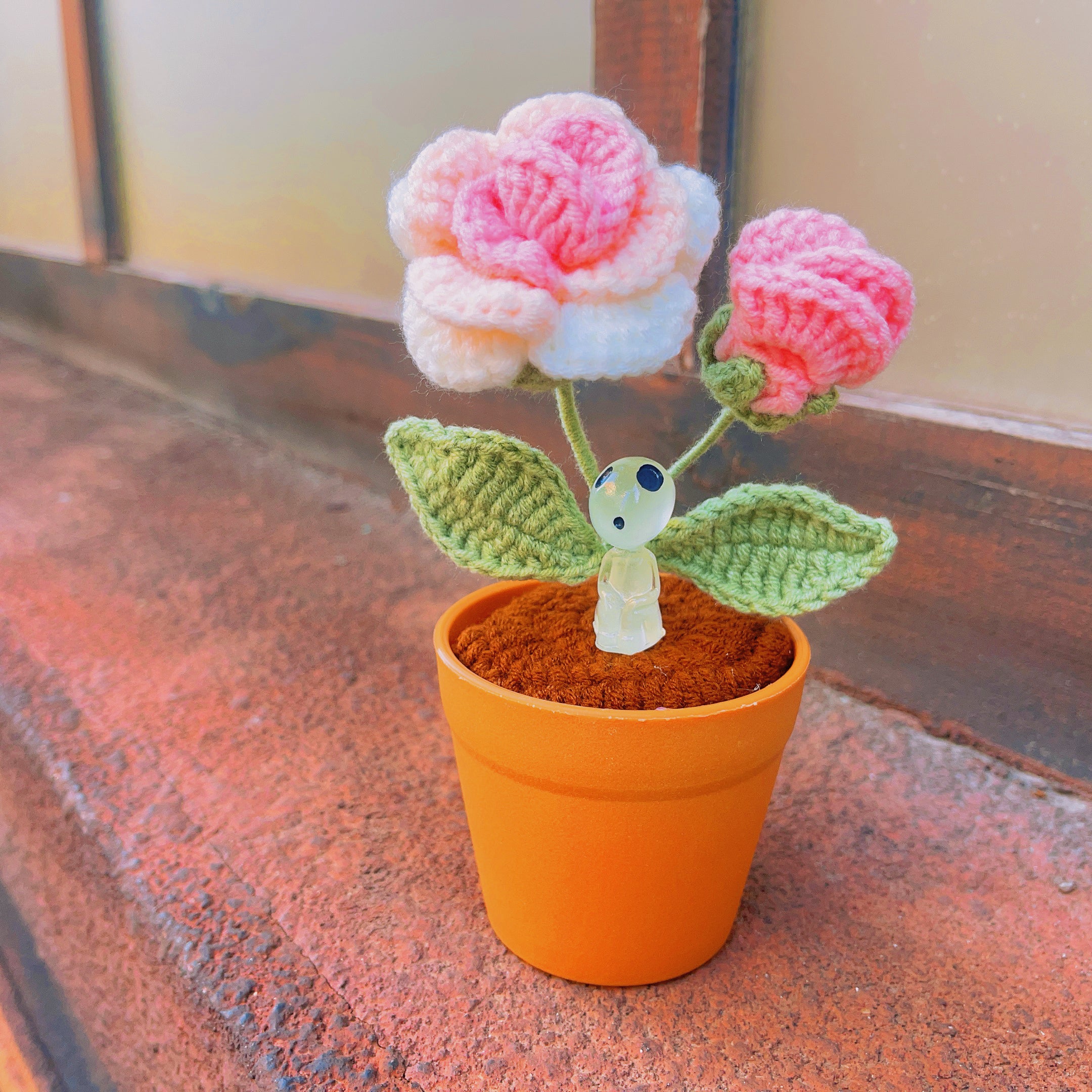 Handmade Crochet Rose Plant - Realistic Faux Flower - Unique Home Decor - Perfect Gift for Plant Lovers - Handcrafted - Father Day Gift 2024