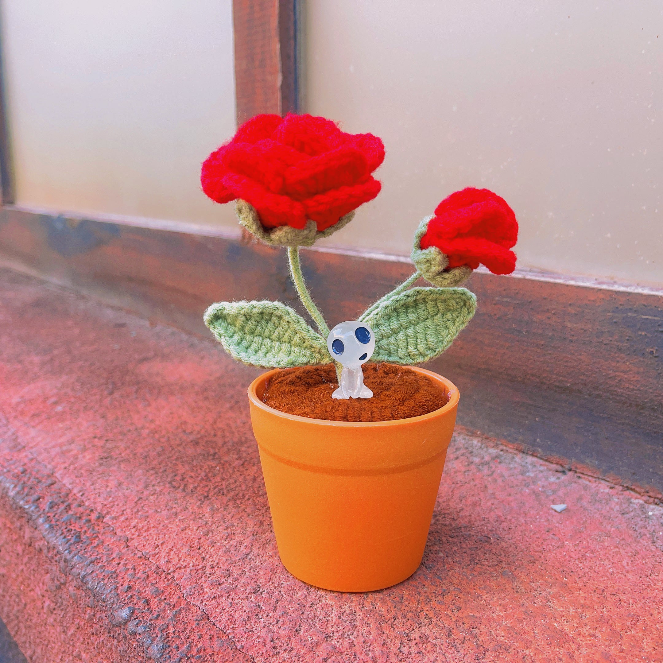 Handmade Crochet Rose Plant - Realistic Faux Flower - Unique Home Decor - Perfect Gift for Plant Lovers - Handcrafted - Father Day Gift 2024