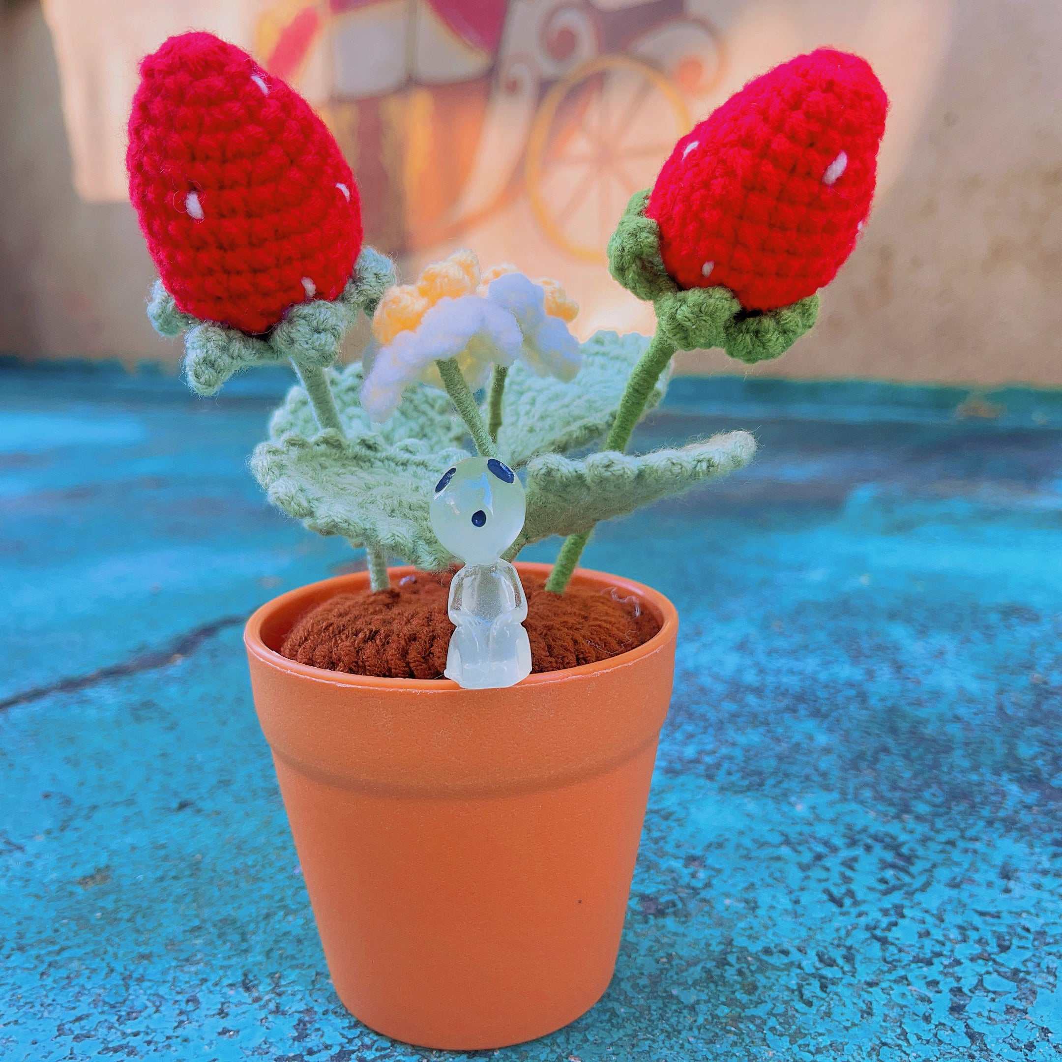Handmade Strawberry Crochet Pot Plant - Cute Home Decor - Perfect Gift for Plant Lovers - Realistic Faux Plant w/ Soft Glow - Handcrafted