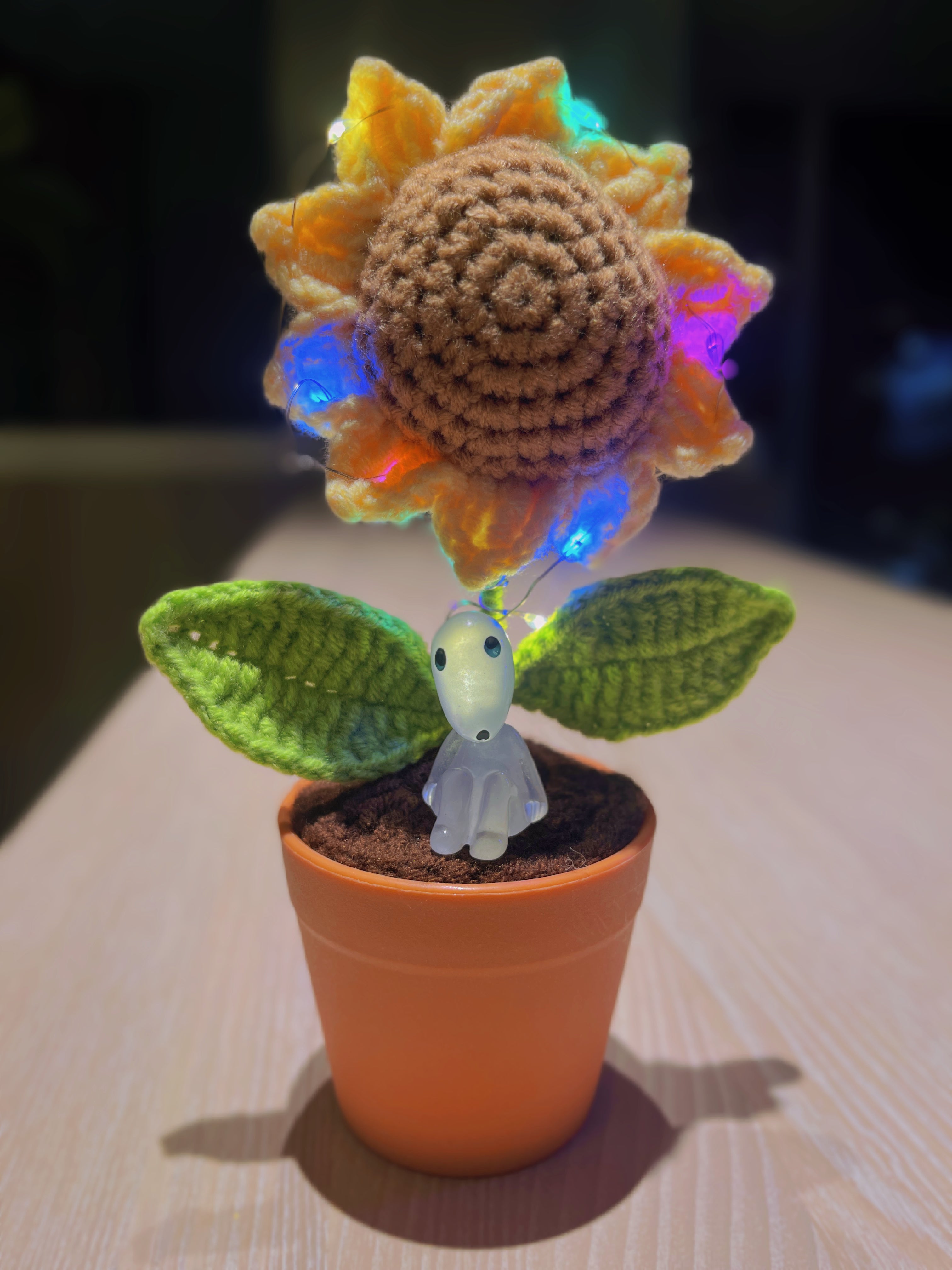 Handmade Crochet Sunflower Plant - Realistic Faux Flower - Unique Home Decor - Perfect Gift for Plant Lovers - Handcrafted