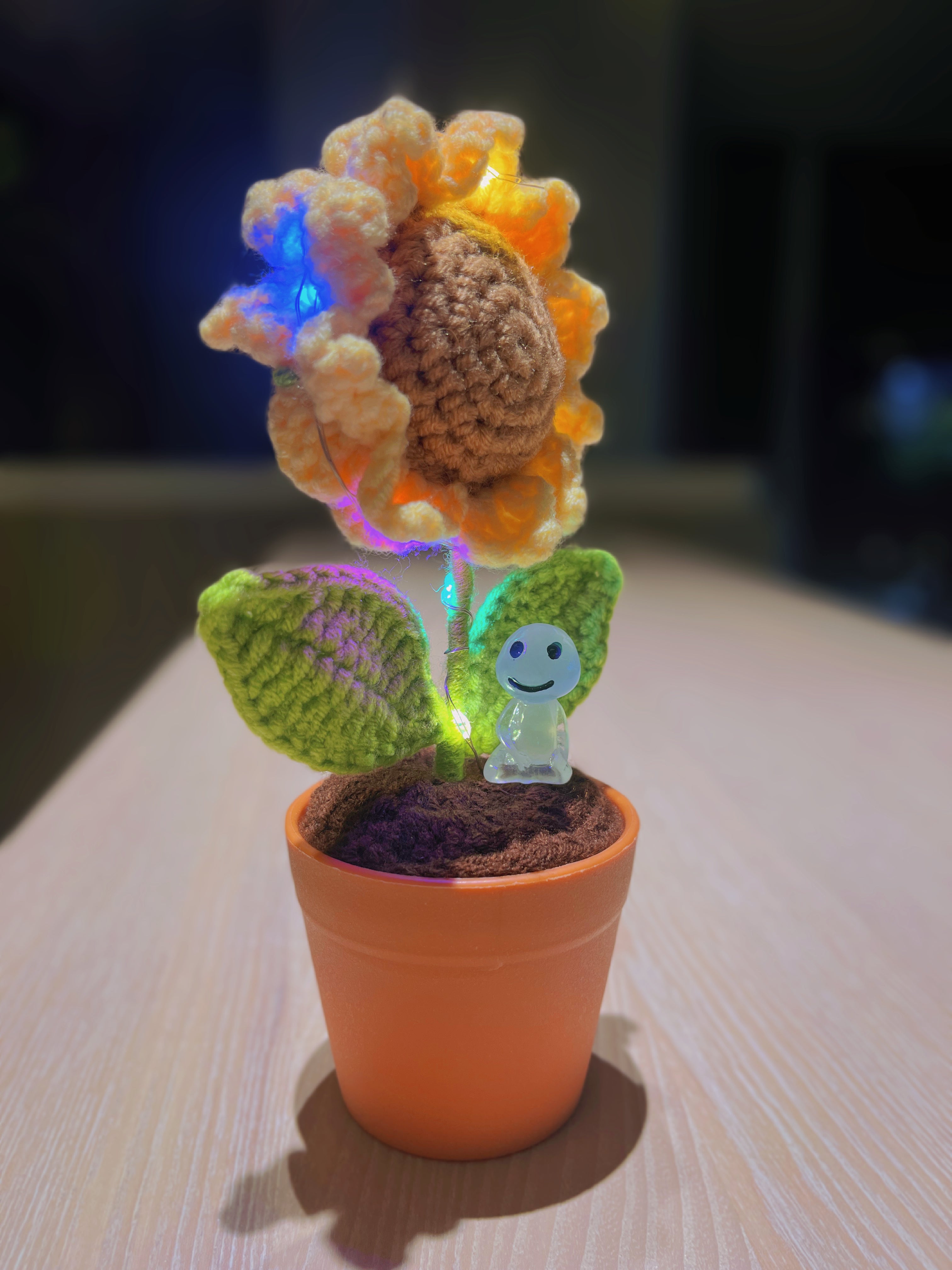 Handmade Crochet Sunflower Plant - Realistic Faux Flower - Unique Home Decor - Perfect Gift for Plant Lovers - Handcrafted