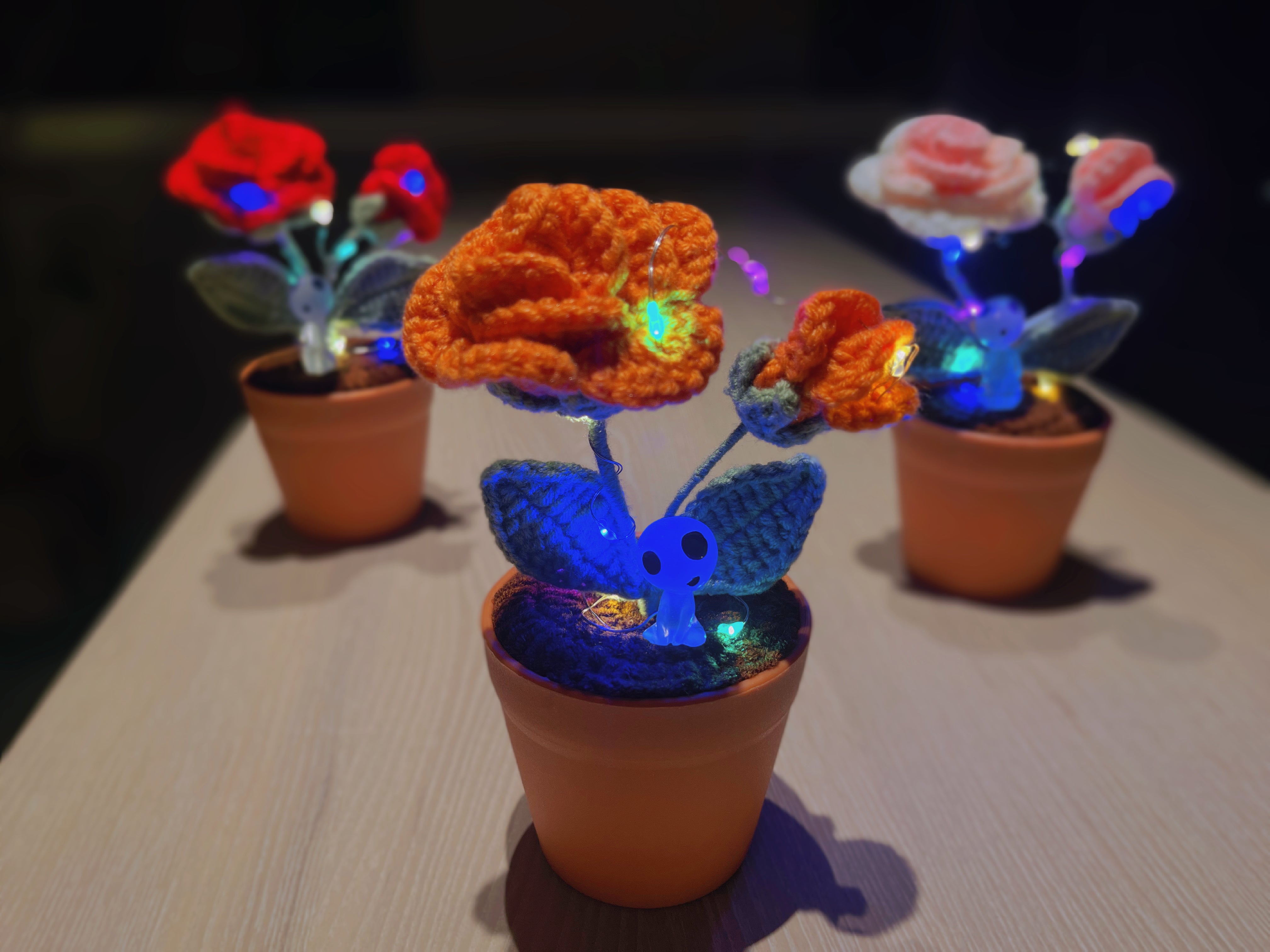 Handmade Crochet Rose Plant - Realistic Faux Flower - Unique Home Decor - Perfect Gift for Plant Lovers - Handcrafted - Father Day Gift 2024