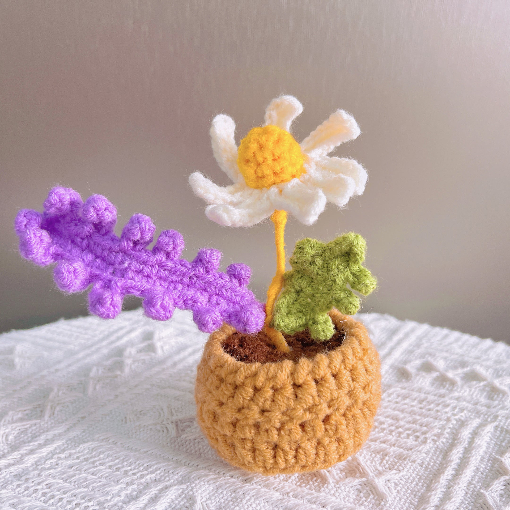 Custom Text Positive Zen Stone with Knitted Flowers Pot Handmade Crochet Potato New Year Resolution Stay Strong
