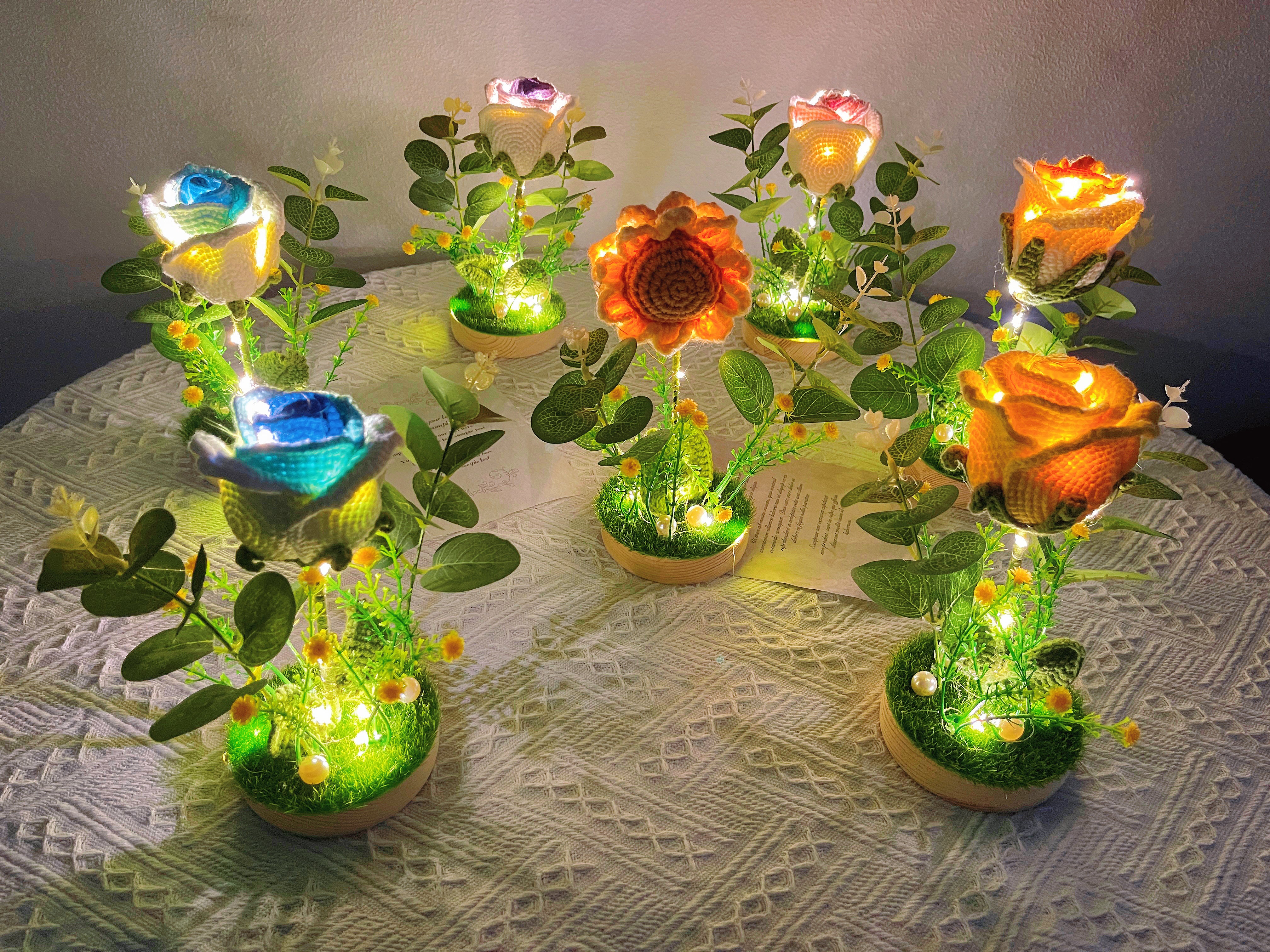 Handmade Crochet Rose / Sunflower Night Light - 20cm Plant, Bedroom, Nursery, Handcrafted Decorative Lamp for Ambiance and Relaxation, Gifts