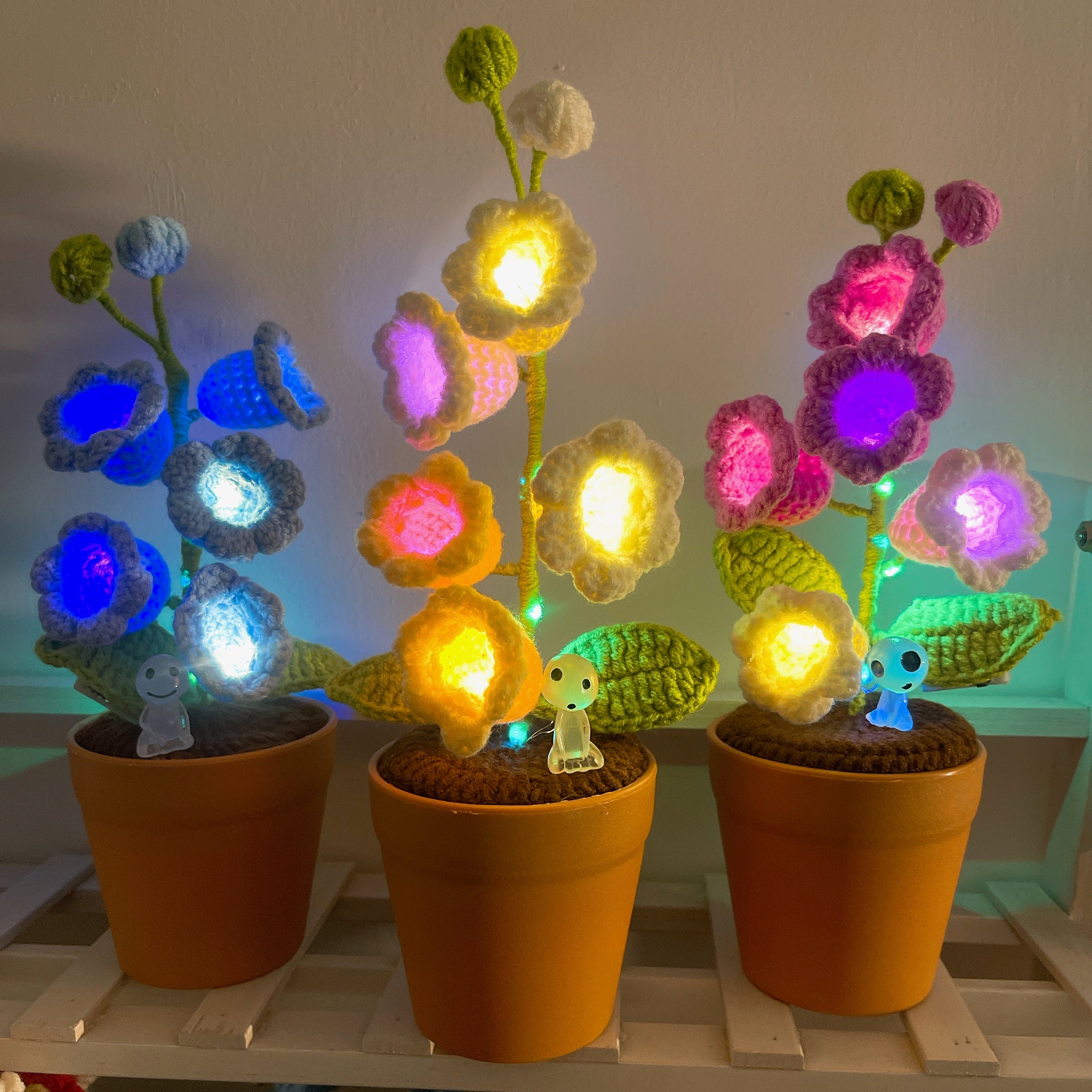 Handmade Crochet Lily of the Valley Plant - Glowing LED Flowers - Unique Home Decor - Perfect Gift for Plant Lovers - Yarn Handcrafted