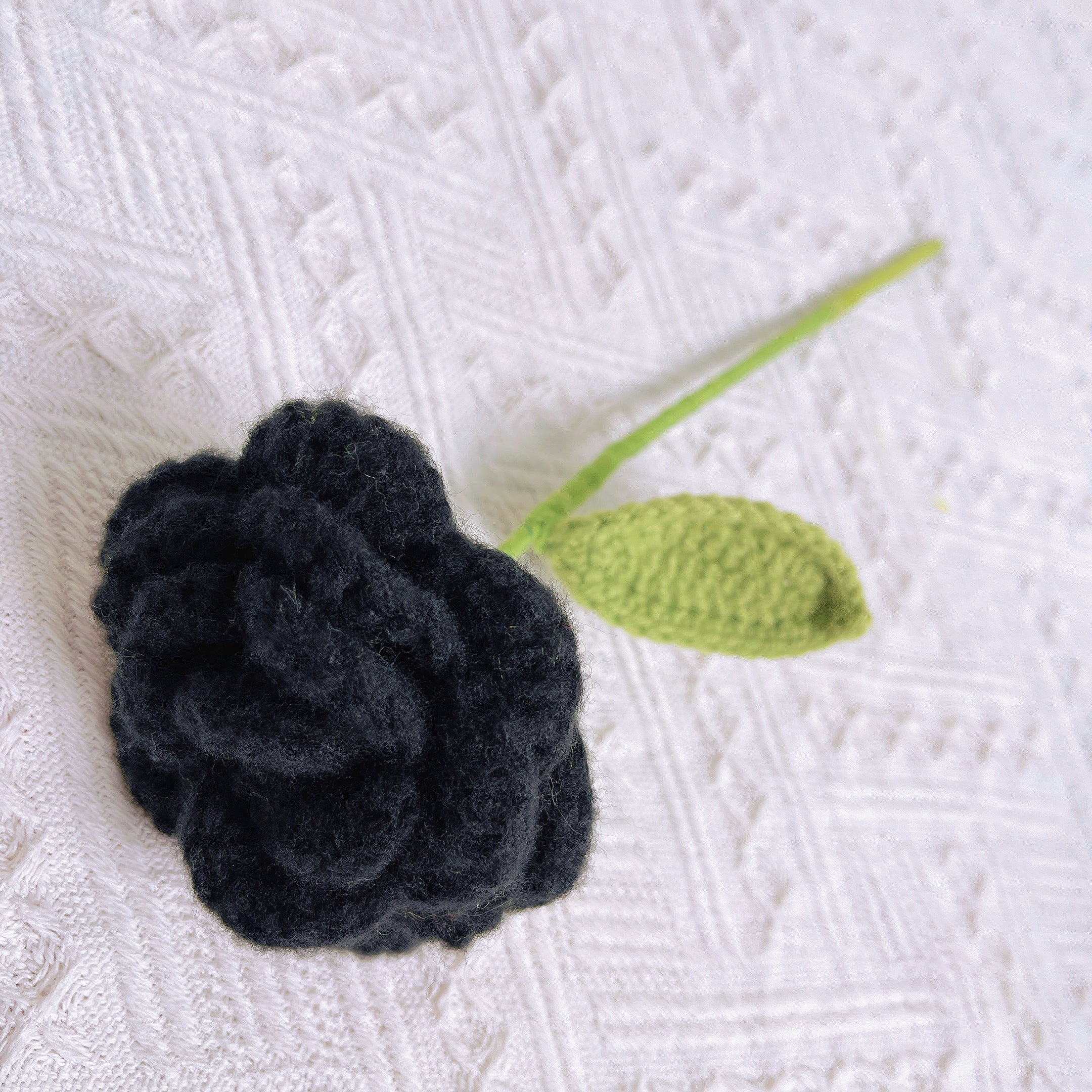 Handmade Crochet Everted Roses - Yarn Crafted, Home Decor, Gift Idea, Romantic and Charming, Symbolic Flower, Imitation Flower, Valentine's