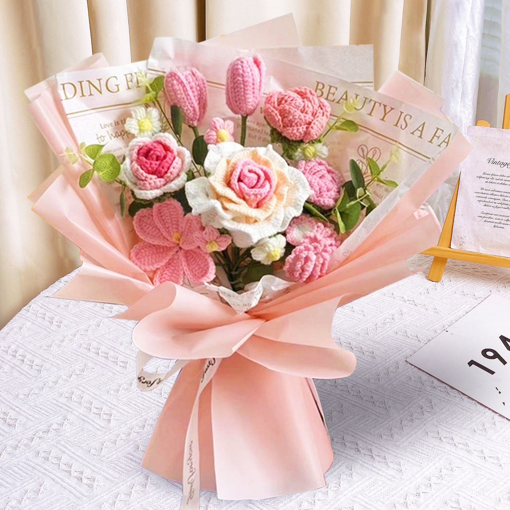 Blooming Splendor: Handcrafted Crocheted Pink Collection Bouquet - A Luxurious Tapestry of Yarn and Elegance for Unforgettable Valentine‘s Moments - Roses, Tulip, Pompoms, Carnations
