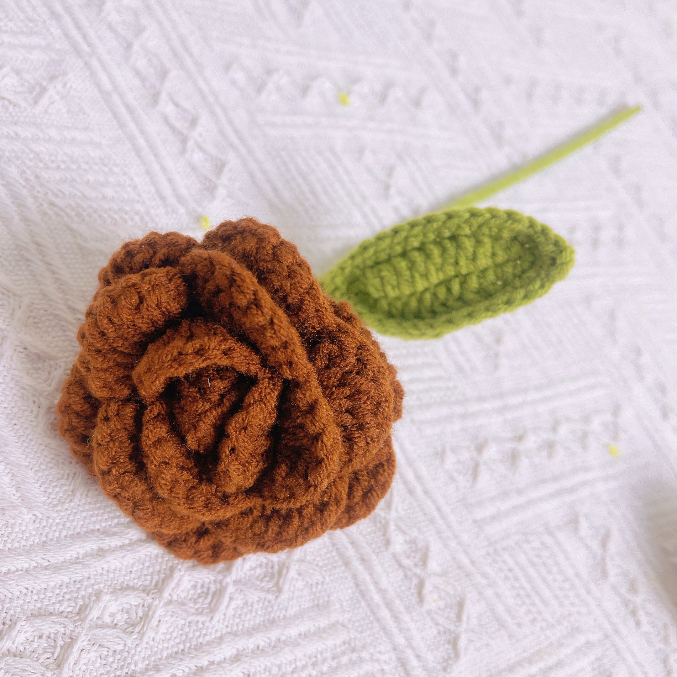 Handmade Crochet Everted Roses - Yarn Crafted, Home Decor, Gift Idea, Romantic and Charming, Symbolic Flower, Imitation Flower, Valentine's