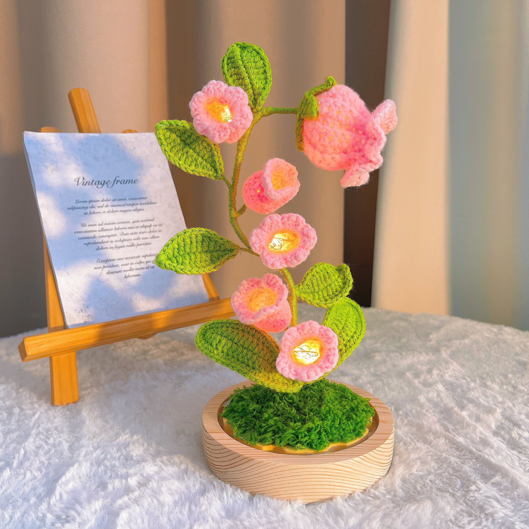 Handmade Crochet Lily of the Valley Lamp - 6-Piece Customizable Floral Light with Wooden Base, Battery/USB Powered, Hypoallergenic Desk Decor for Bedroom, Office & Home