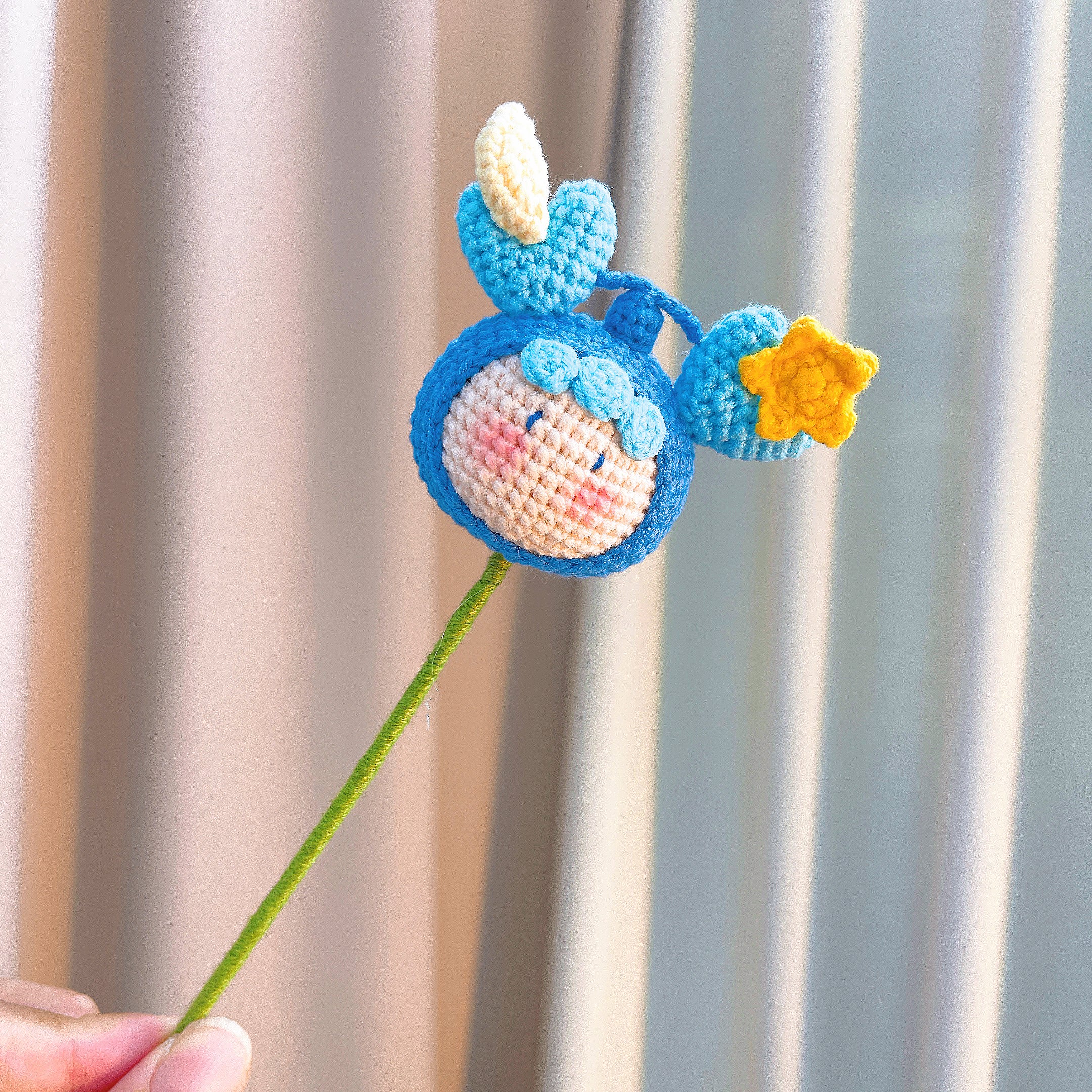Crochet Libra Zodiac Bouquet - Handmade Red Roses with Plush Scales Doll - Hypoallergenic Floral Gift for Birthdays, Anniversaries