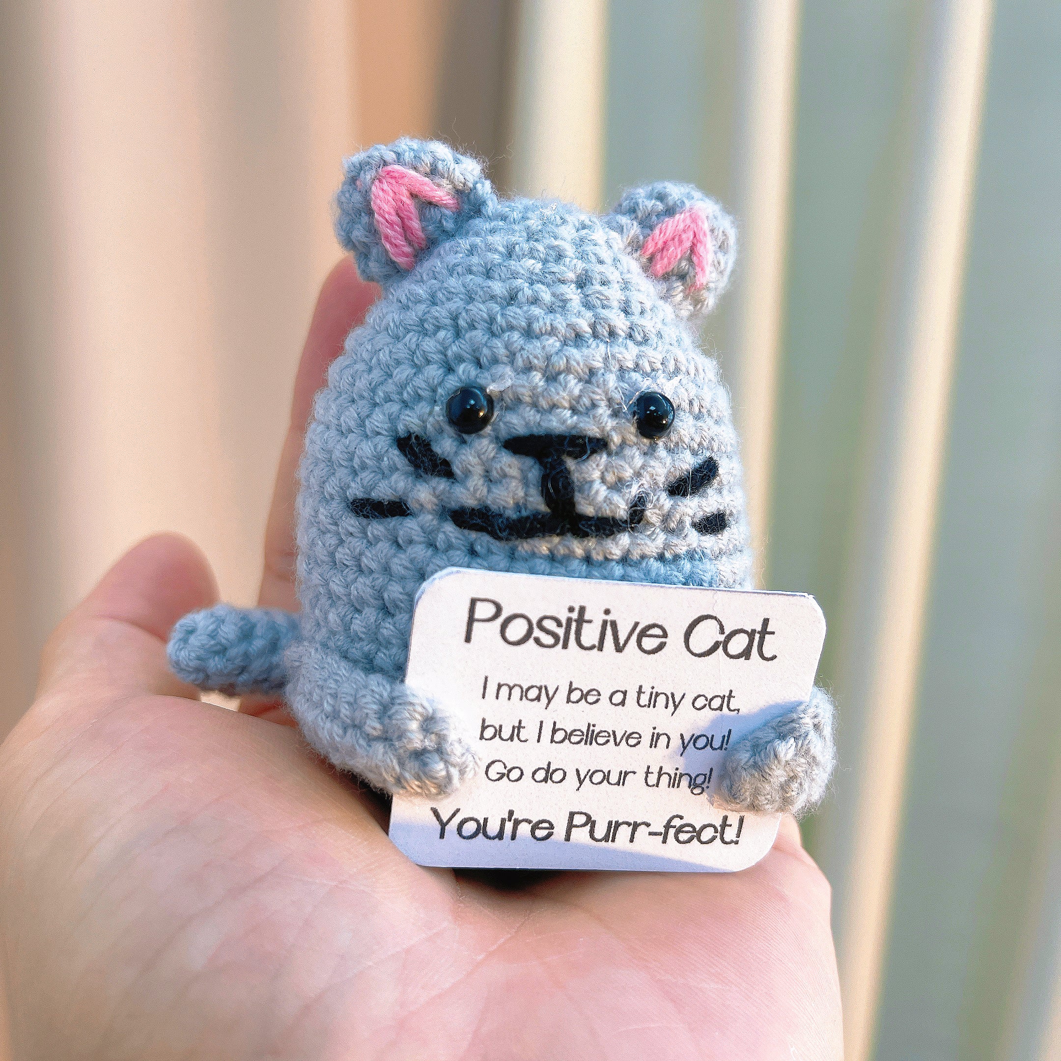 Handmade Crochet Cat Figurine - Grey Cute Cat with Customizable Positive Message Card Perfect Gift for Cat Lovers, Birthdays, Encouragement, and Home Decor