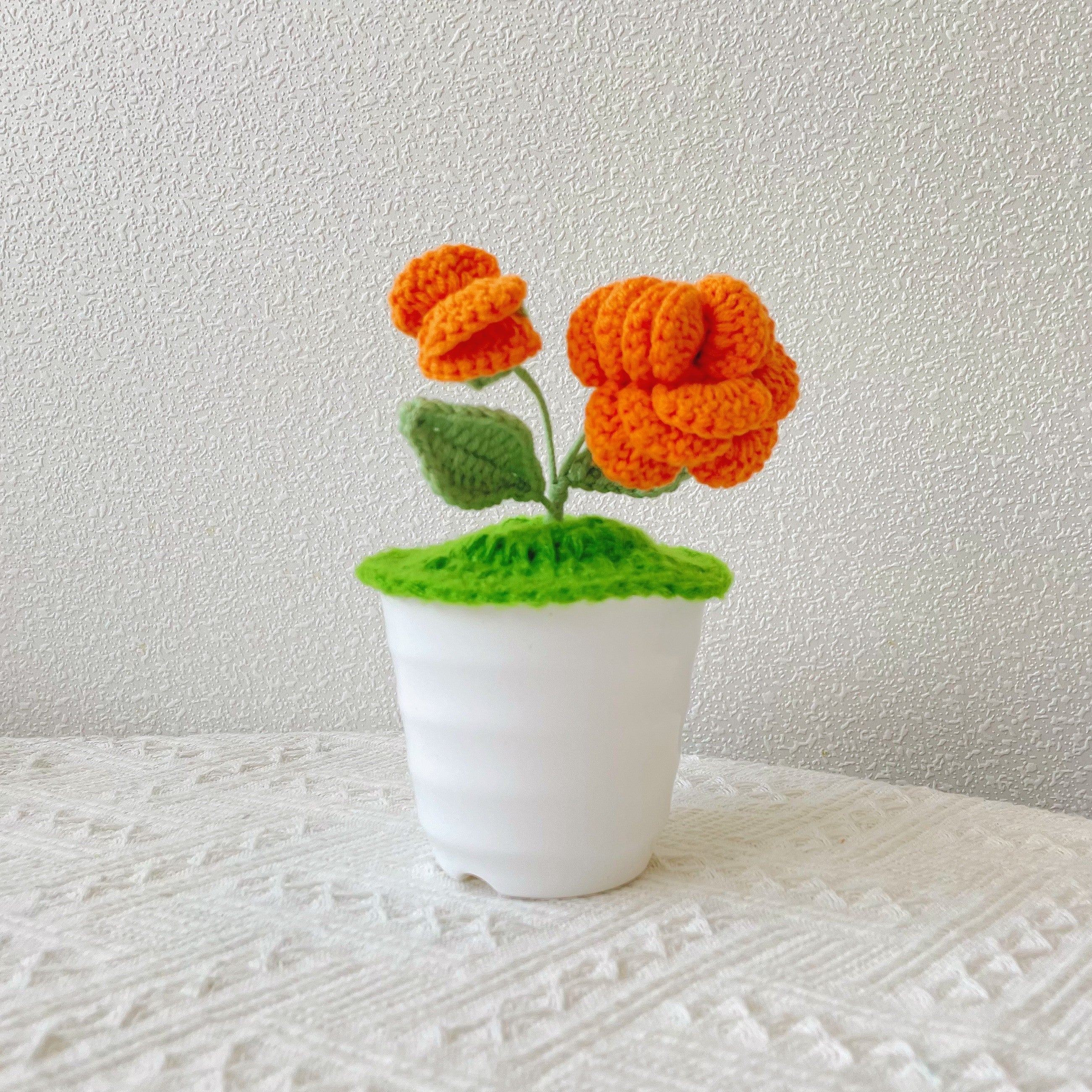 Handmade Crochet Rose Plant - Realistic Faux Flower - Unique Home Decor - Perfect Gift for Plant Lovers - Handcrafted - Father Day Gift 2024