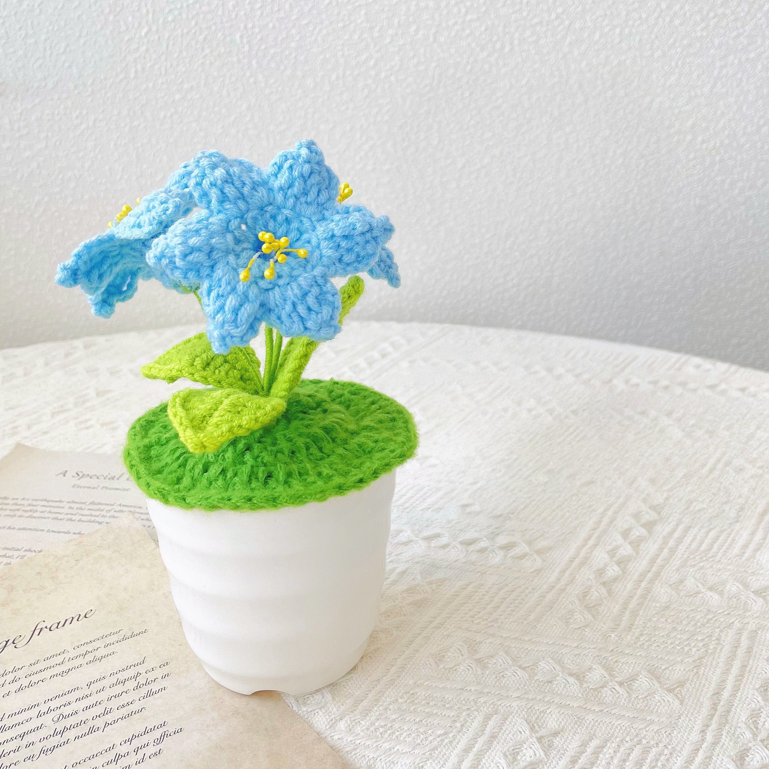 Handmade Crochet Alstroemeria Plant with LED: Realistic Faux Flower for Unique Home Decor, Perfect Gift Giving to Plant Lovers, Handcrafted DIY Gift