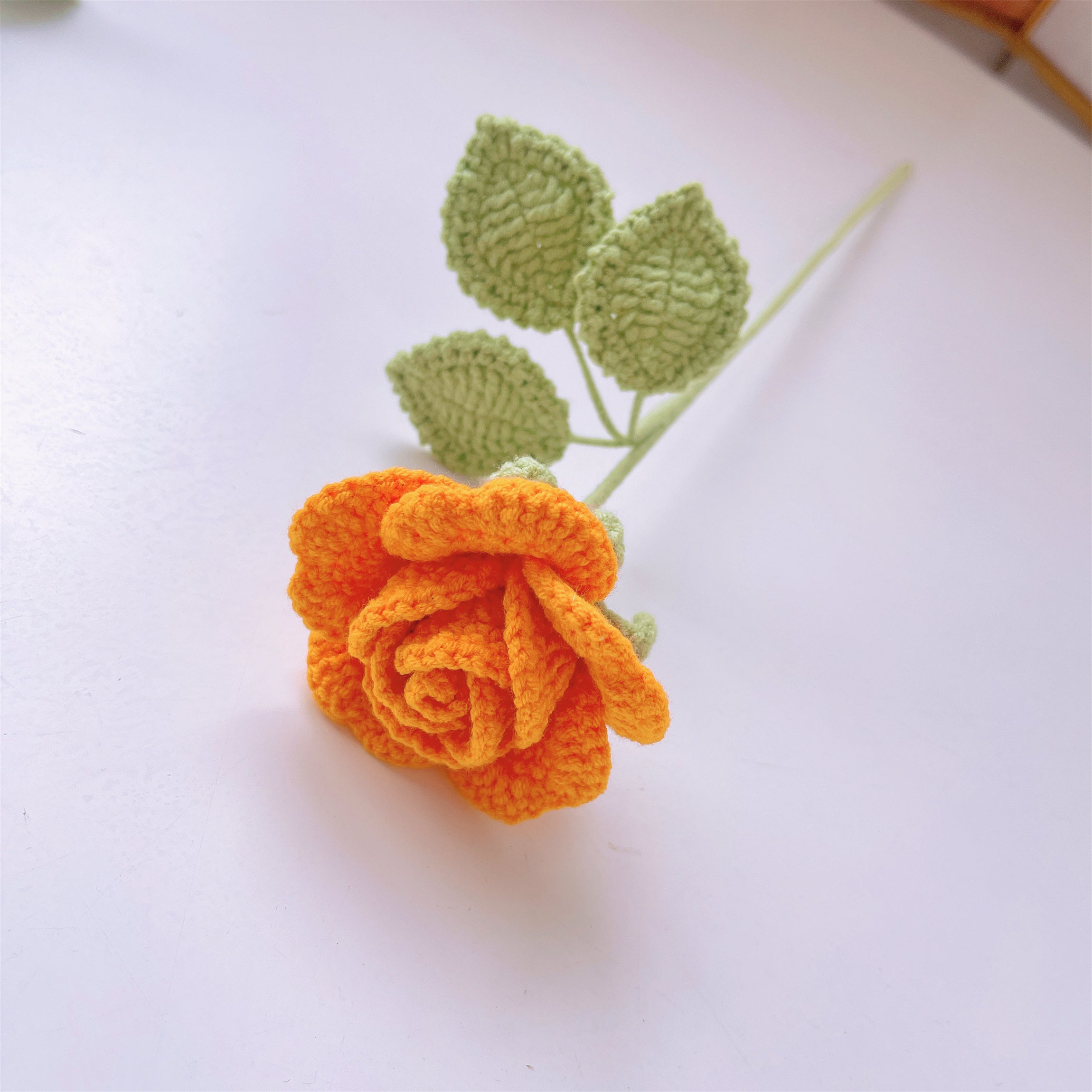 Rose Garden Delight: Handcrafted Crochet Roses for a Charming Home Decor