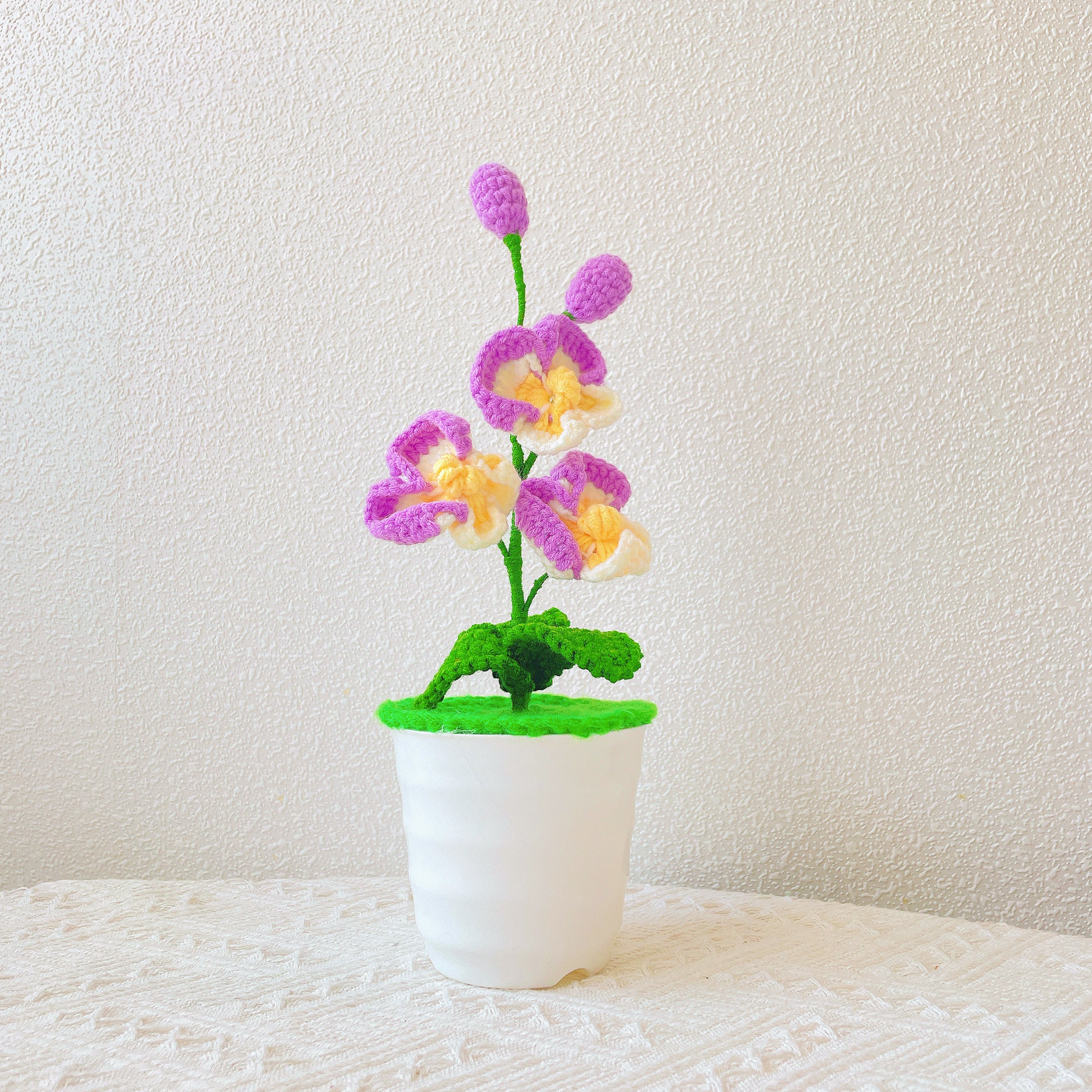 Handmade Crochet Butterfly Orchid Plant - Realistic Faux Flower - Unique Home Decor - Plant Lovers - Handcrafted - Phalaenopsi - Single Stem