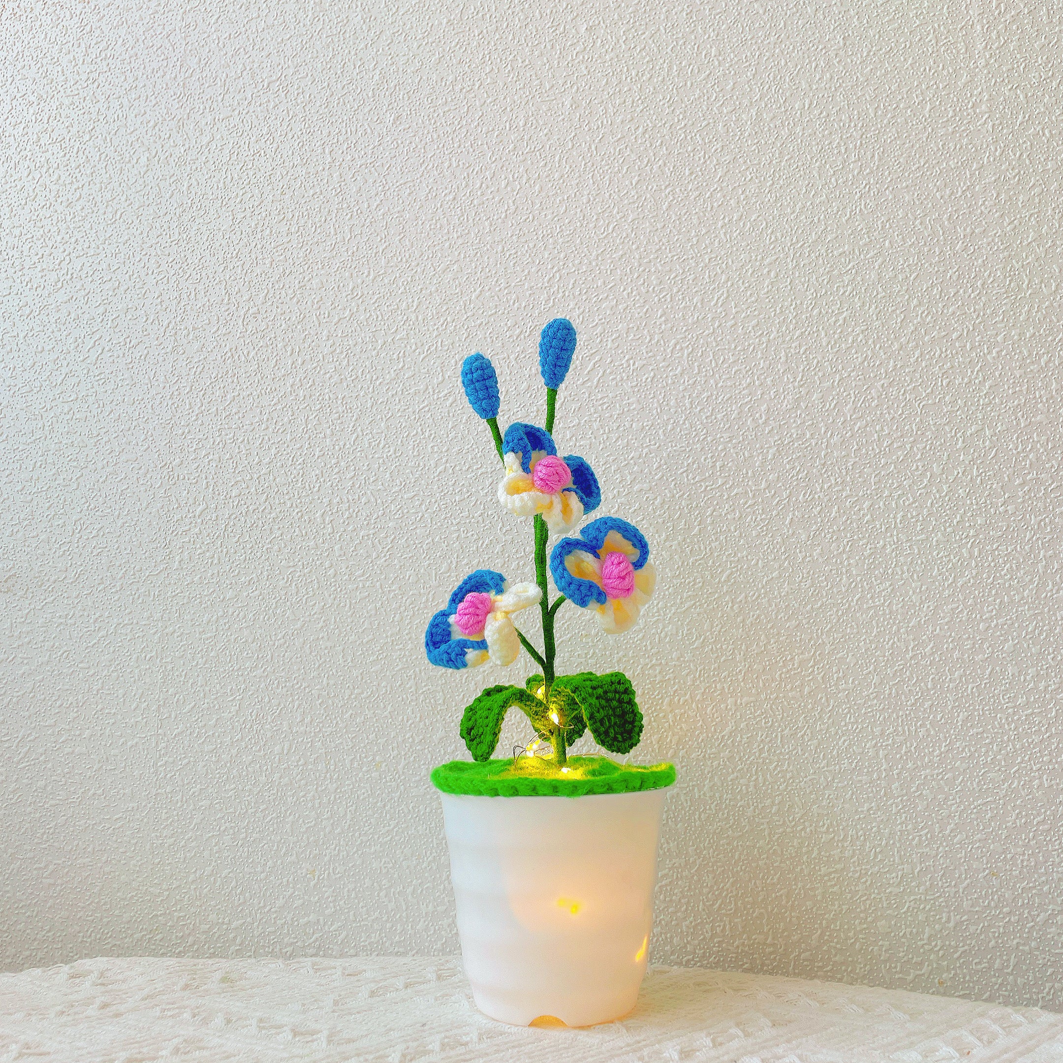 Handmade Crochet Butterfly Orchid Plant - Realistic Faux Flower - Unique Home Decor - Plant Lovers - Handcrafted - Phalaenopsi - Single Stem