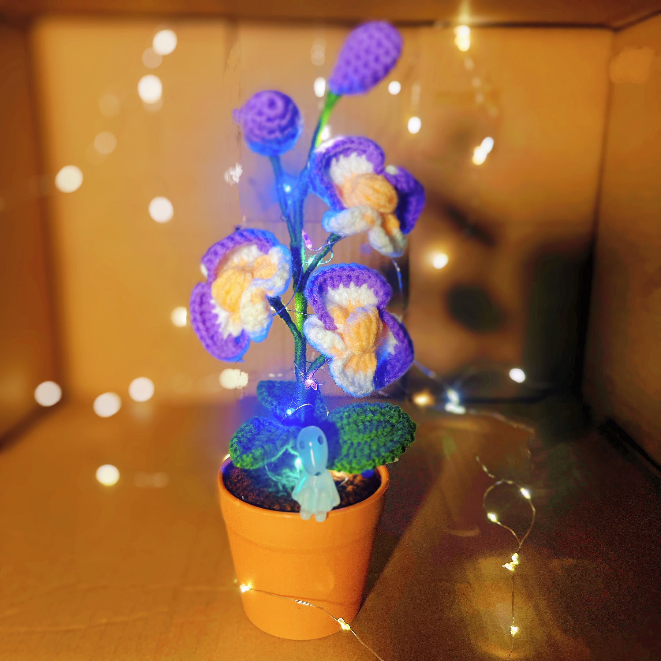Handmade Crochet Butterfly Orchid Plant - Realistic Faux Flower - Unique Home Decor - Plant Lovers - Handcrafted - Phalaenopsi - Single Stem