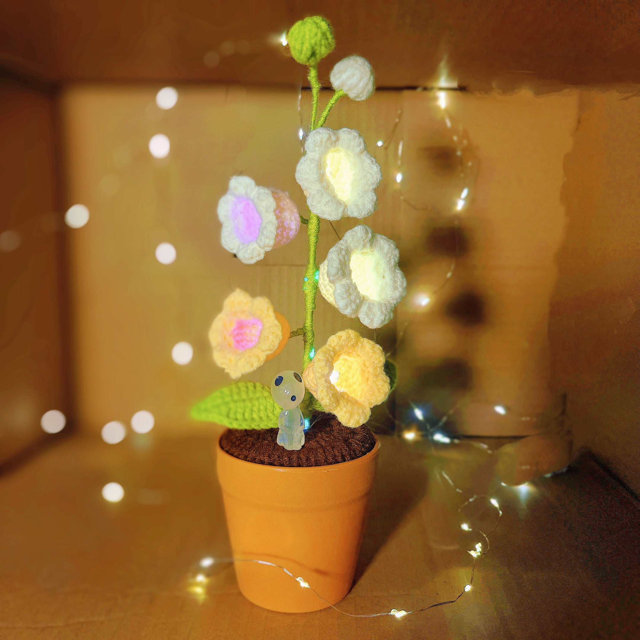 Handmade Crochet Lily of the Valley Plant - Glowing LED Flowers - Unique Home Decor - Perfect Gift for Plant Lovers - Yarn Handcrafted