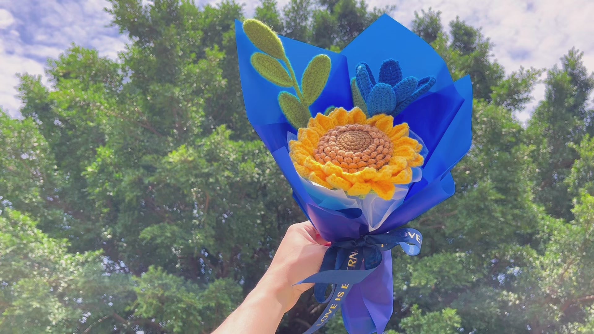 Hanaya Series Handmade Blue Theme Sunflower Crochet Bouquet – Hypoallergenic Forever Floral Gift, DIY Knitted Wedding, Birthday, Anniversary
