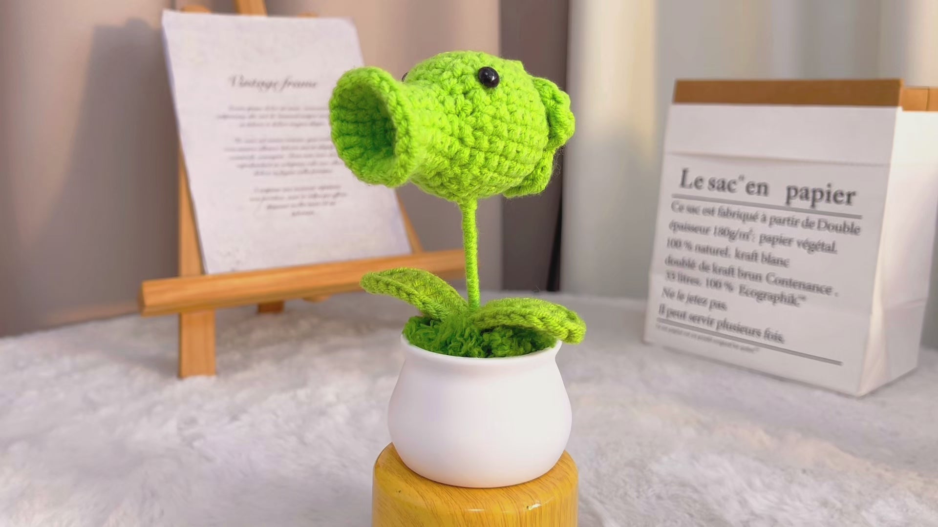 Handmade Crochet Peashooter Planter - Zombies Inspired, White Plastic Pot , Hypoallergenic Desk Decor for Gamers, Kids & Fun Gifts
