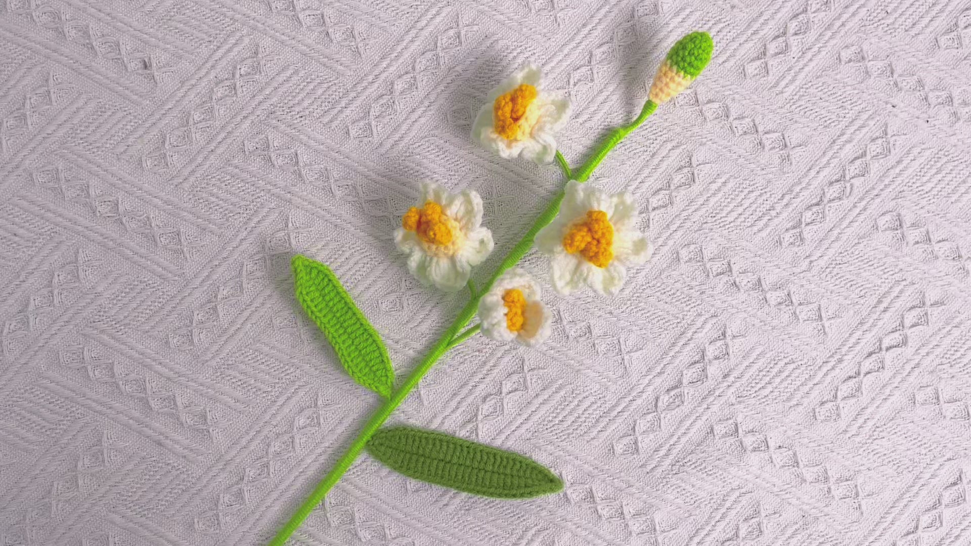 March Birth Month Daffodil Narcissus Bouquet - Hand-Crocheted Single Stem Birthday Flower Arrangement with Elegant Wrapping
