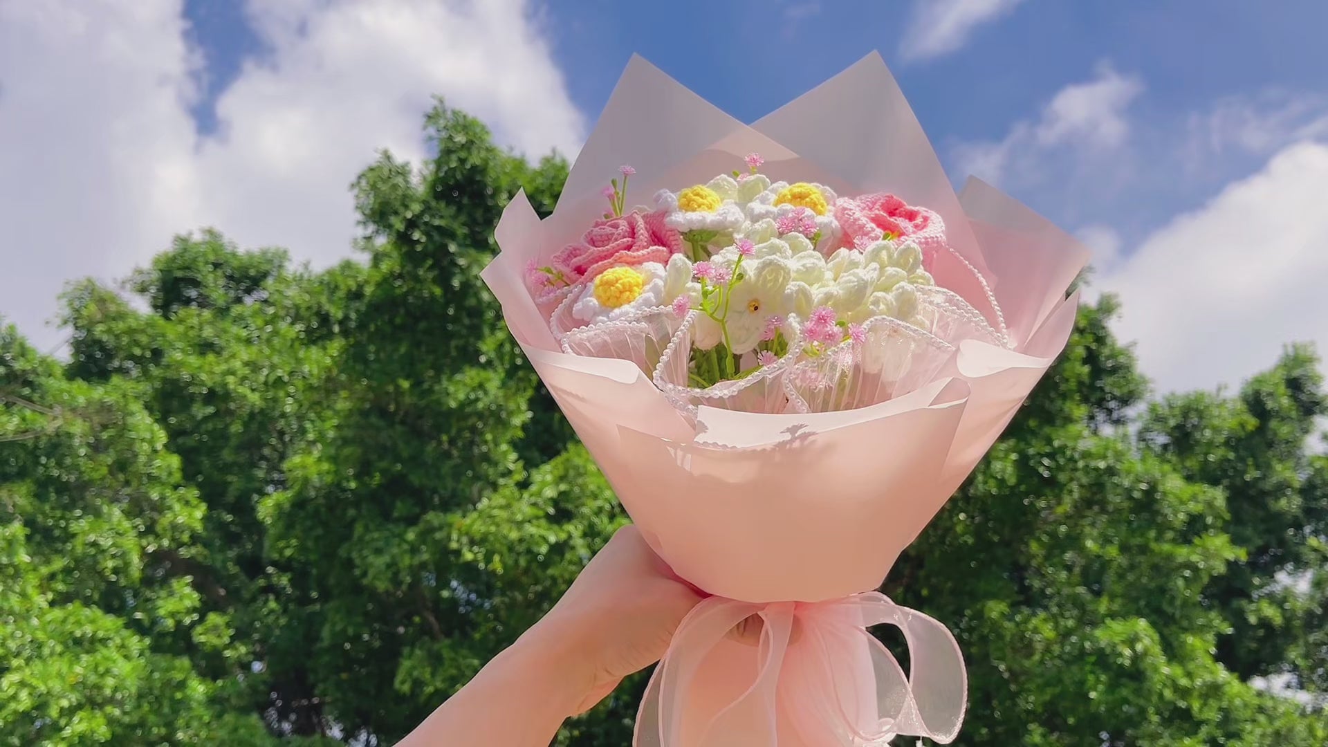 Hanaya Series Handmade Crochet Pink Hues Sweet Memories Flower Bouquet - Roses, Forget-Me-Nots, Daisies - Gift Weddings, Anniversaries, Graduations Gift