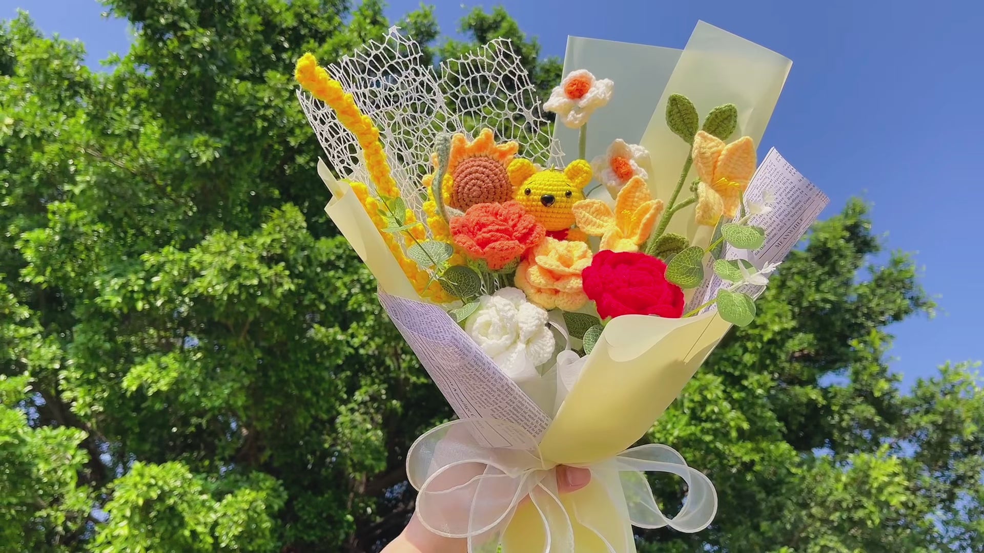 Handmade Crochet Winnie Themed Flower Bouquet – Artifical Sunflower Roses Daffodils Allergy-Friendly Gift for Any Occasion