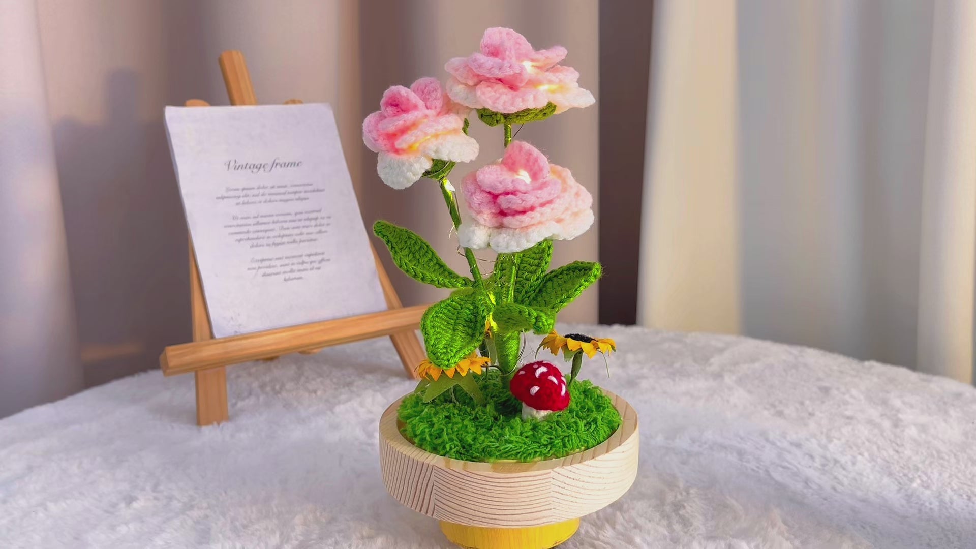 Handmade Crochet Rose Lamp - 3-Piece Customizable Pointed Roses with Wooden Base, Battery-Powered, Optional Glass Dome, Sunflower & Mushroom Accents for Desk/Bedroom Decor
