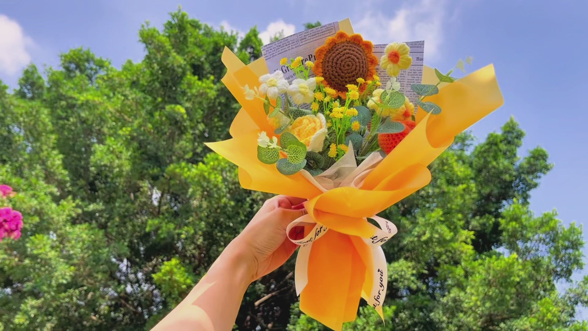 Blossoming Crochet Delight: A Bouquet of Sunflowers, Roses, Tulips, and More for Celebration, Confession, Apology, Cheerup