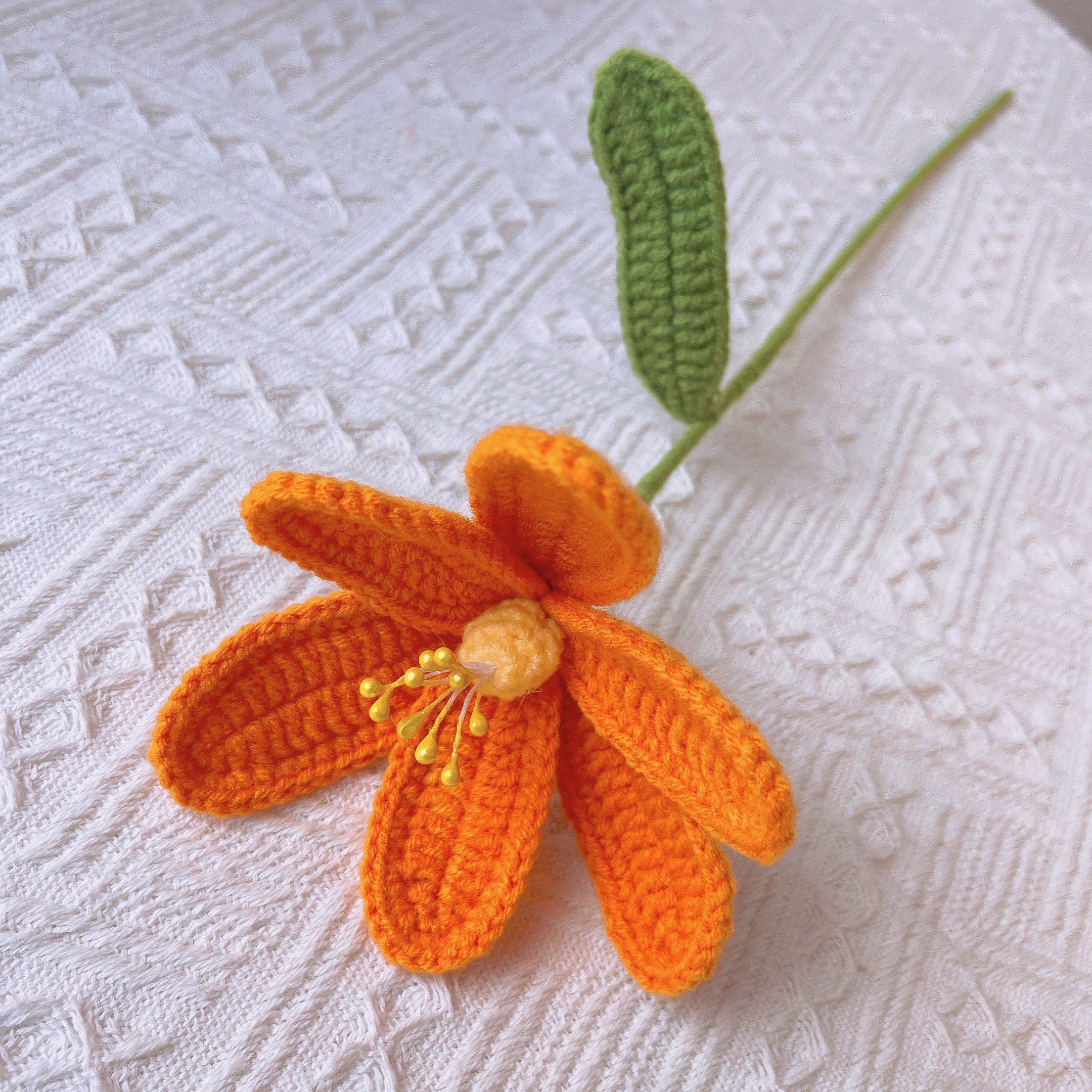 Handmade Crochet Tulip Flowers - Yarn Crafted, Home Decor, Gift Idea, Floral Arrangement, Symbolic Flower, Floral Accents, Bouquet Flowers